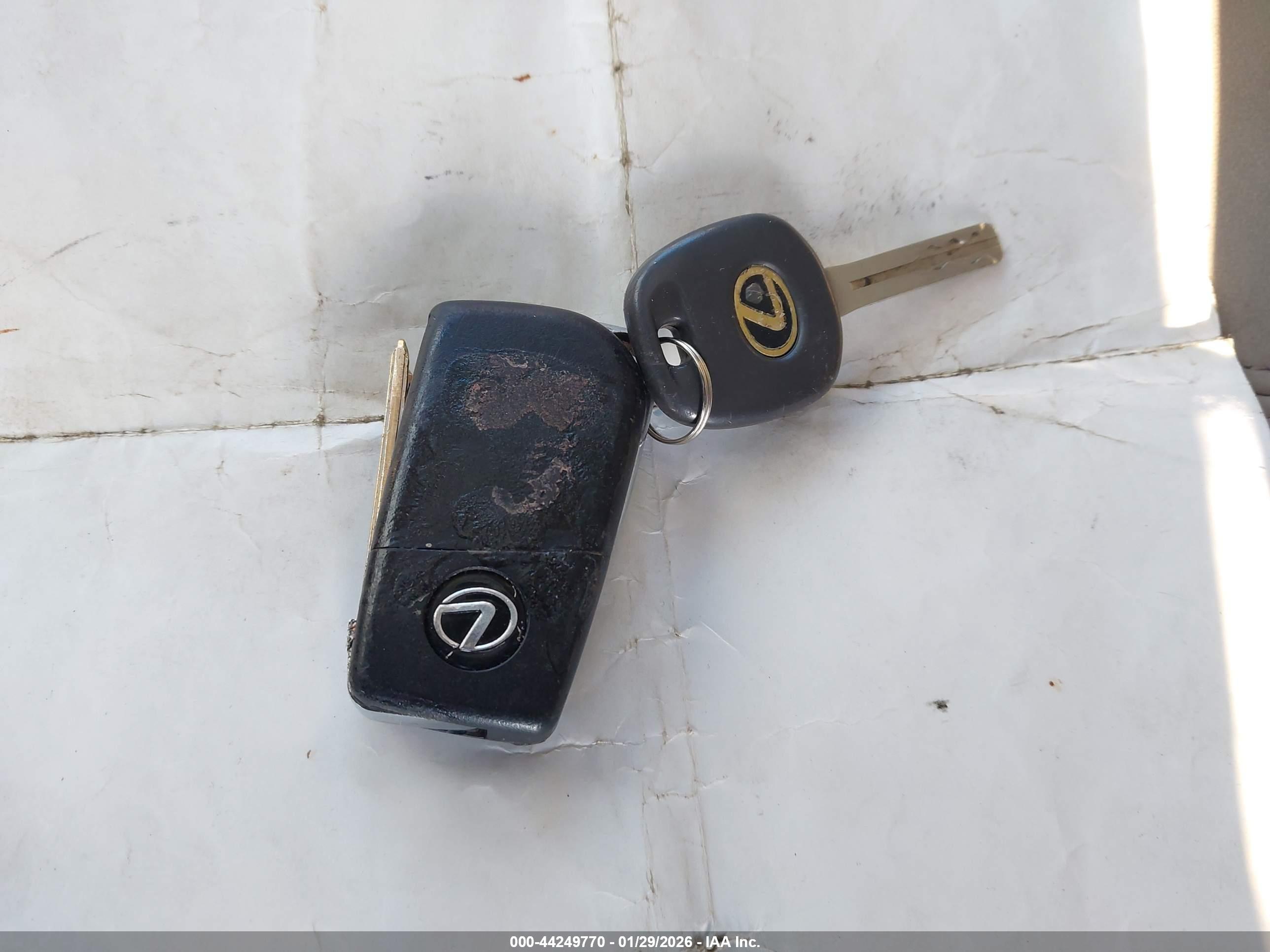 LEXUS RX image 11
