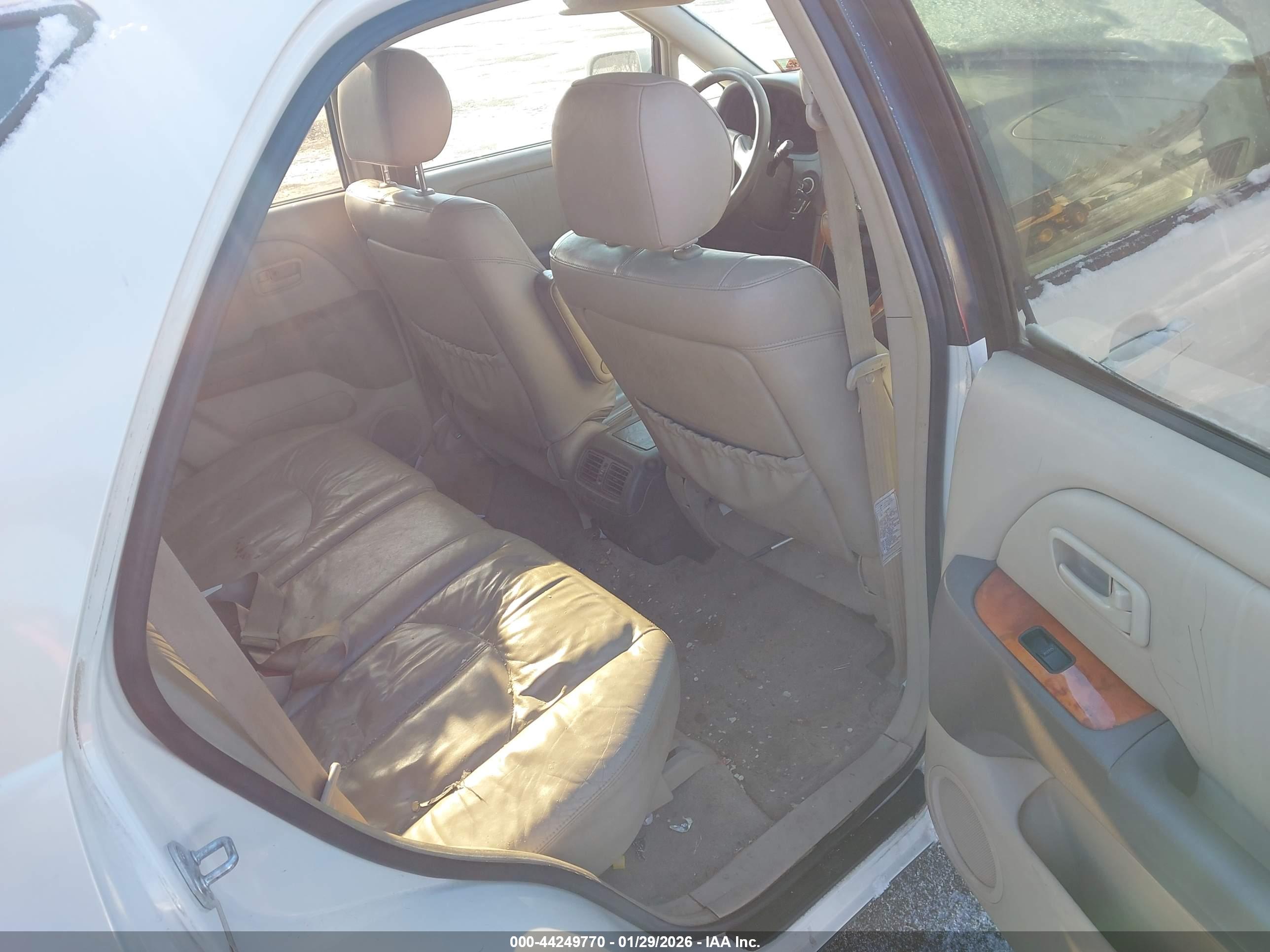 LEXUS RX image 8
