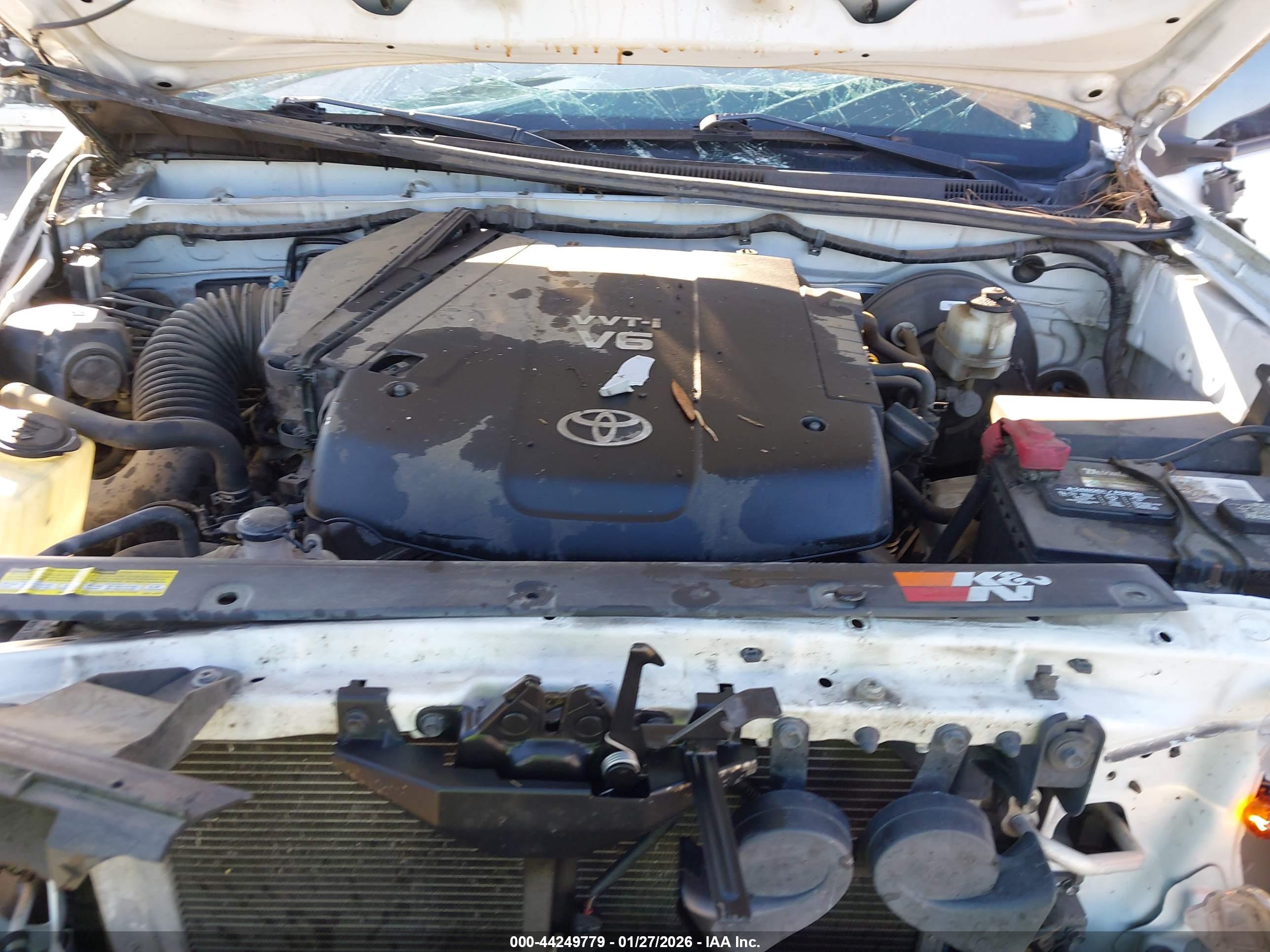 TOYOTA TACOMA image 10