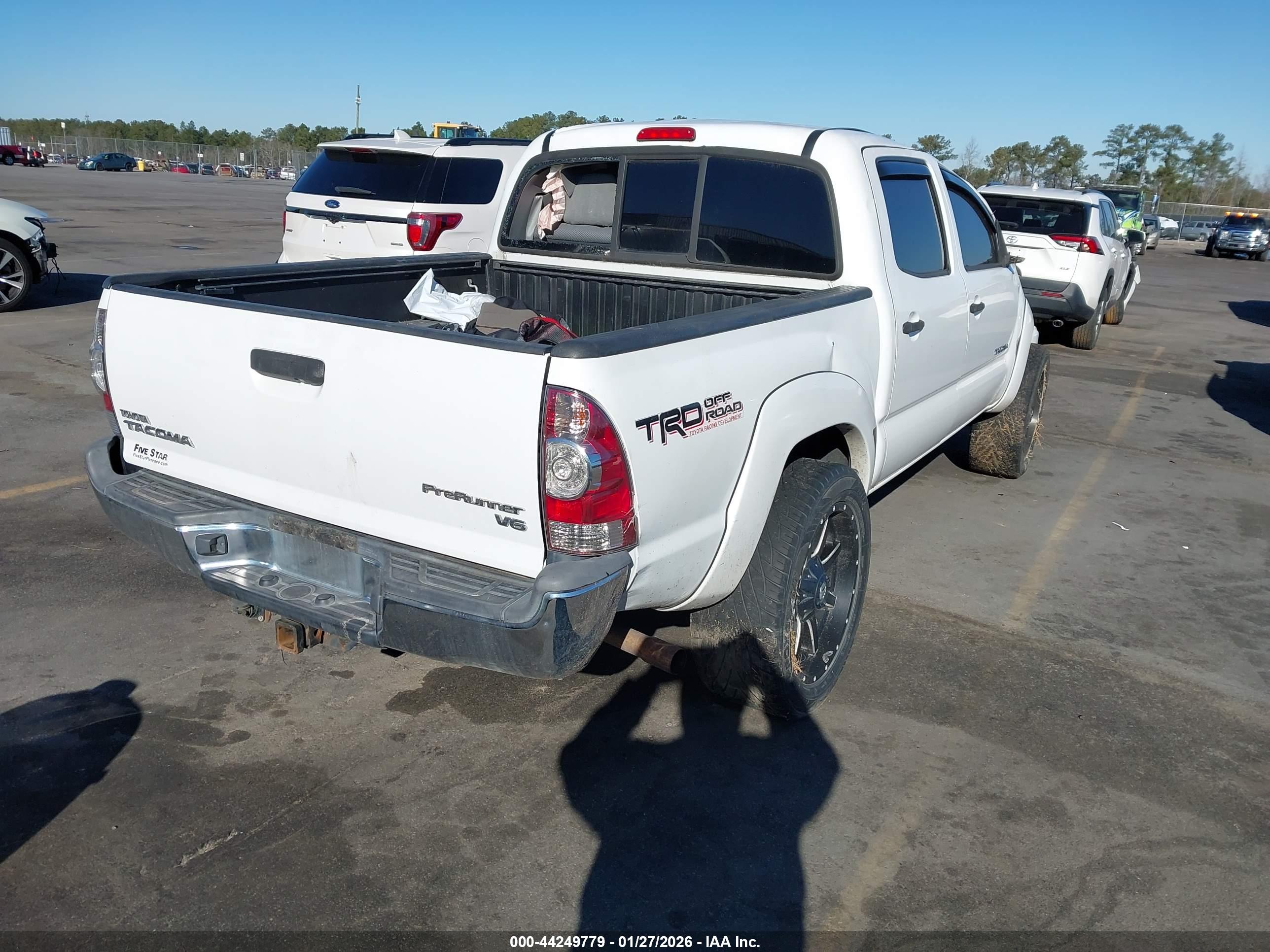 TOYOTA TACOMA image 4