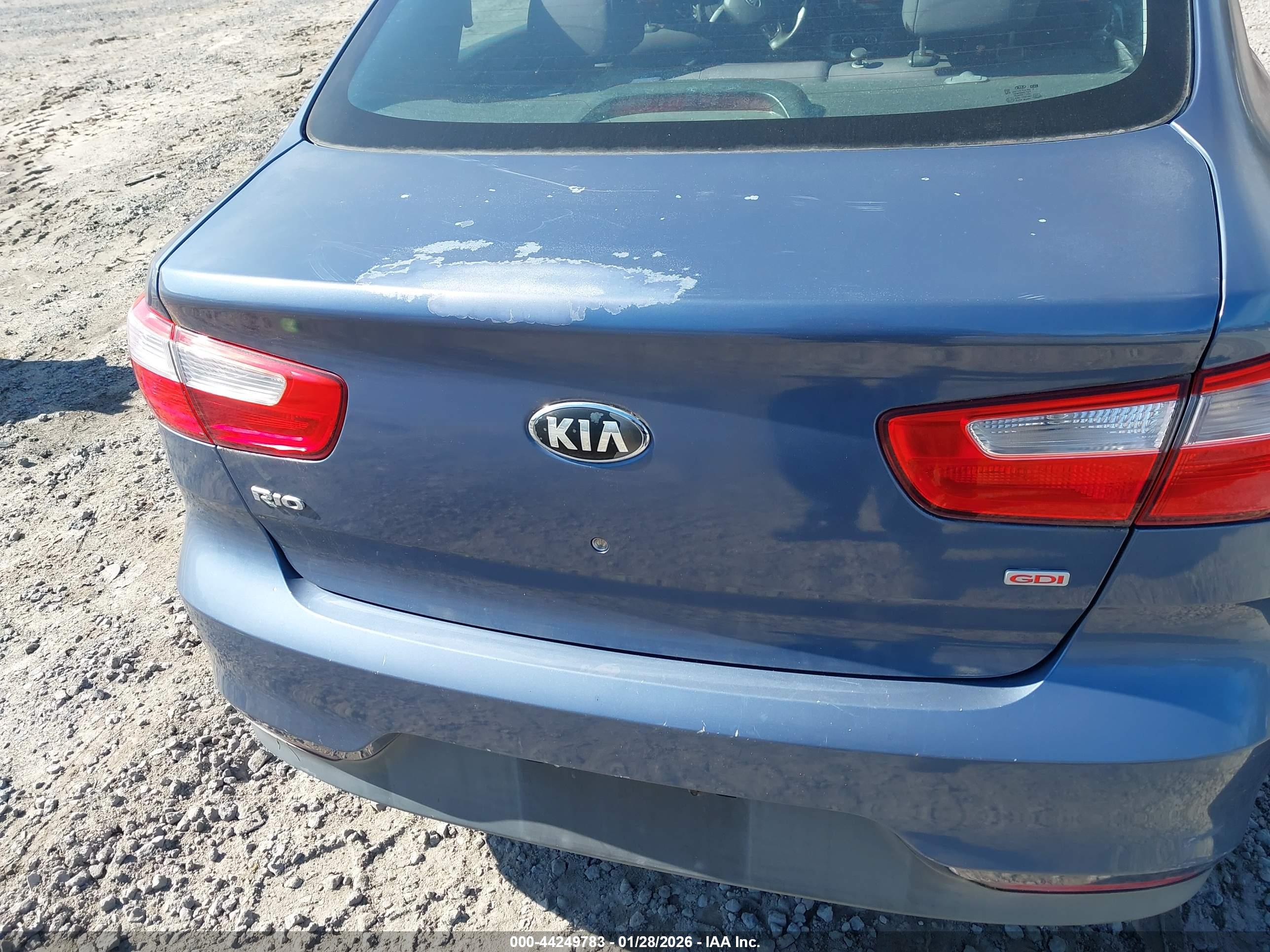KIA RIO image 6