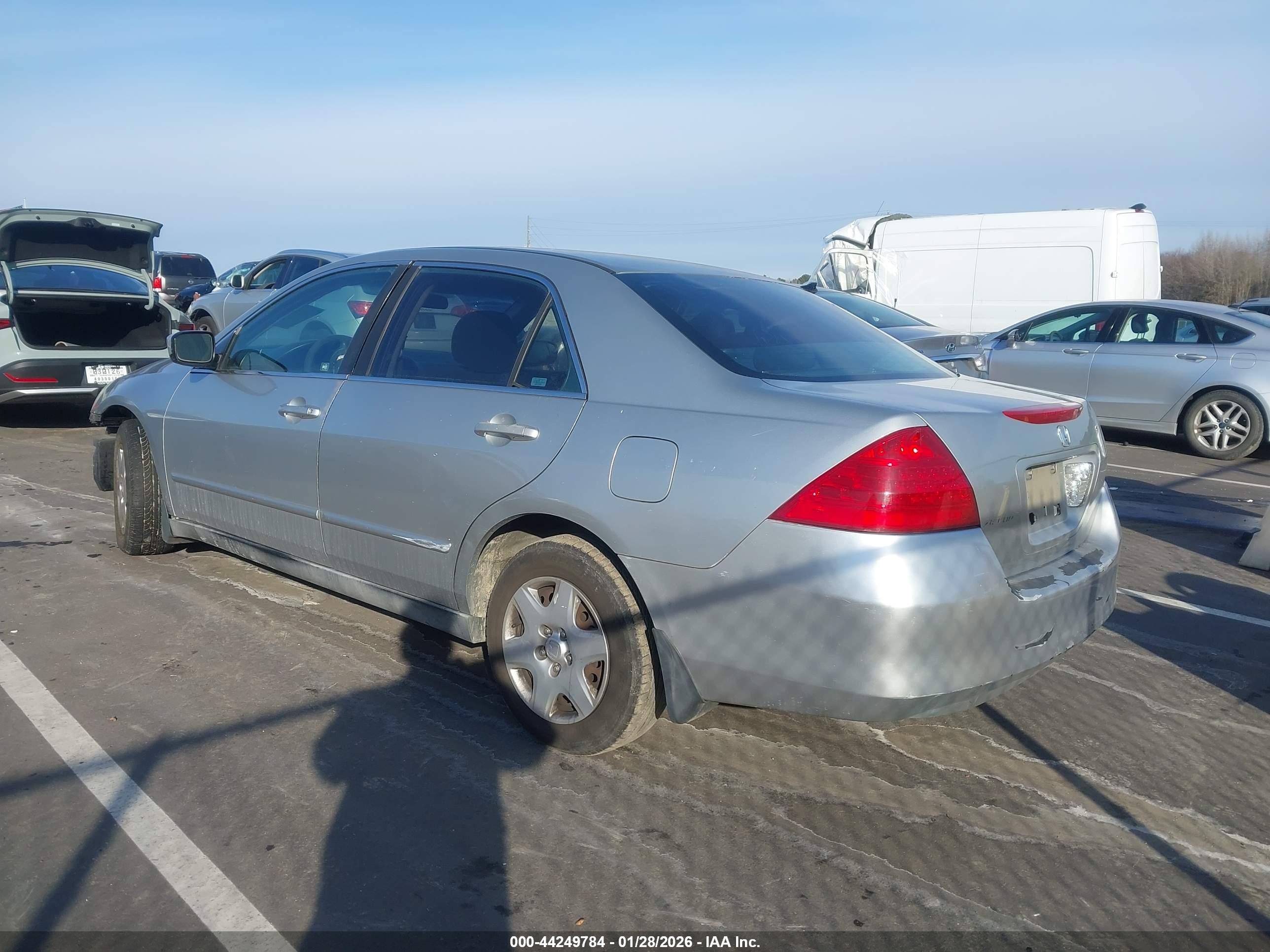 HONDA ACCORD image 3