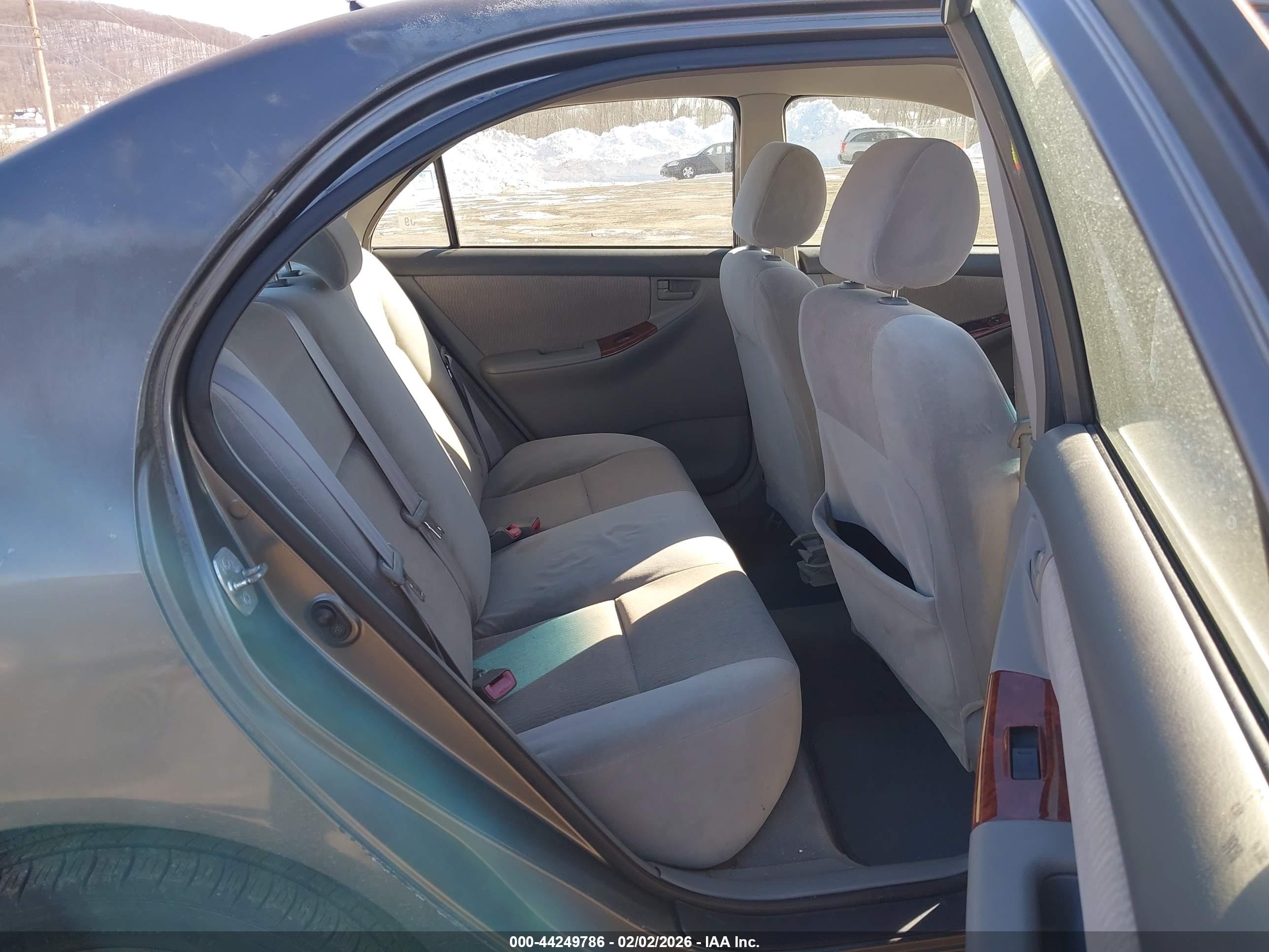 TOYOTA COROLLA image 8