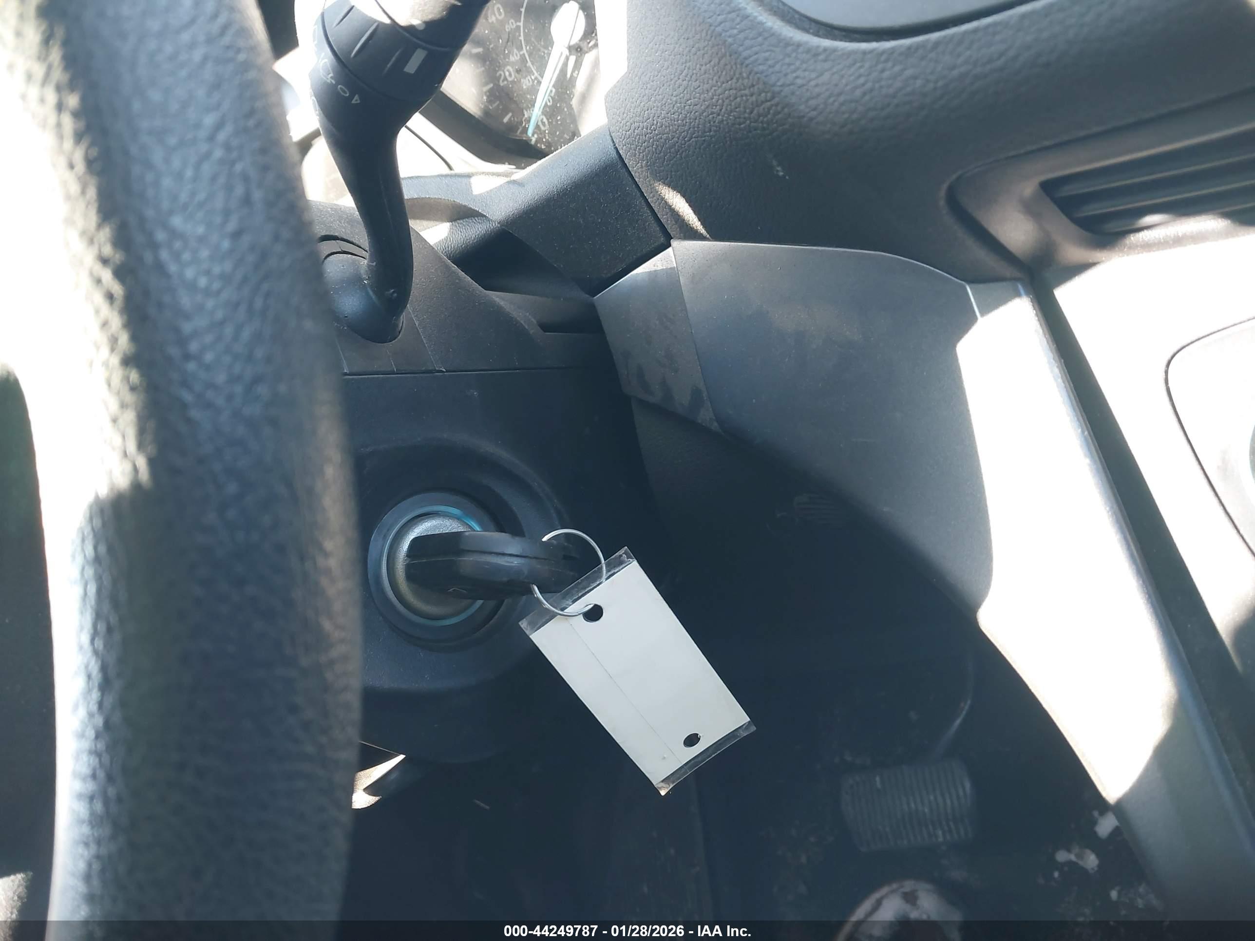 FORD ESCAPE image 11