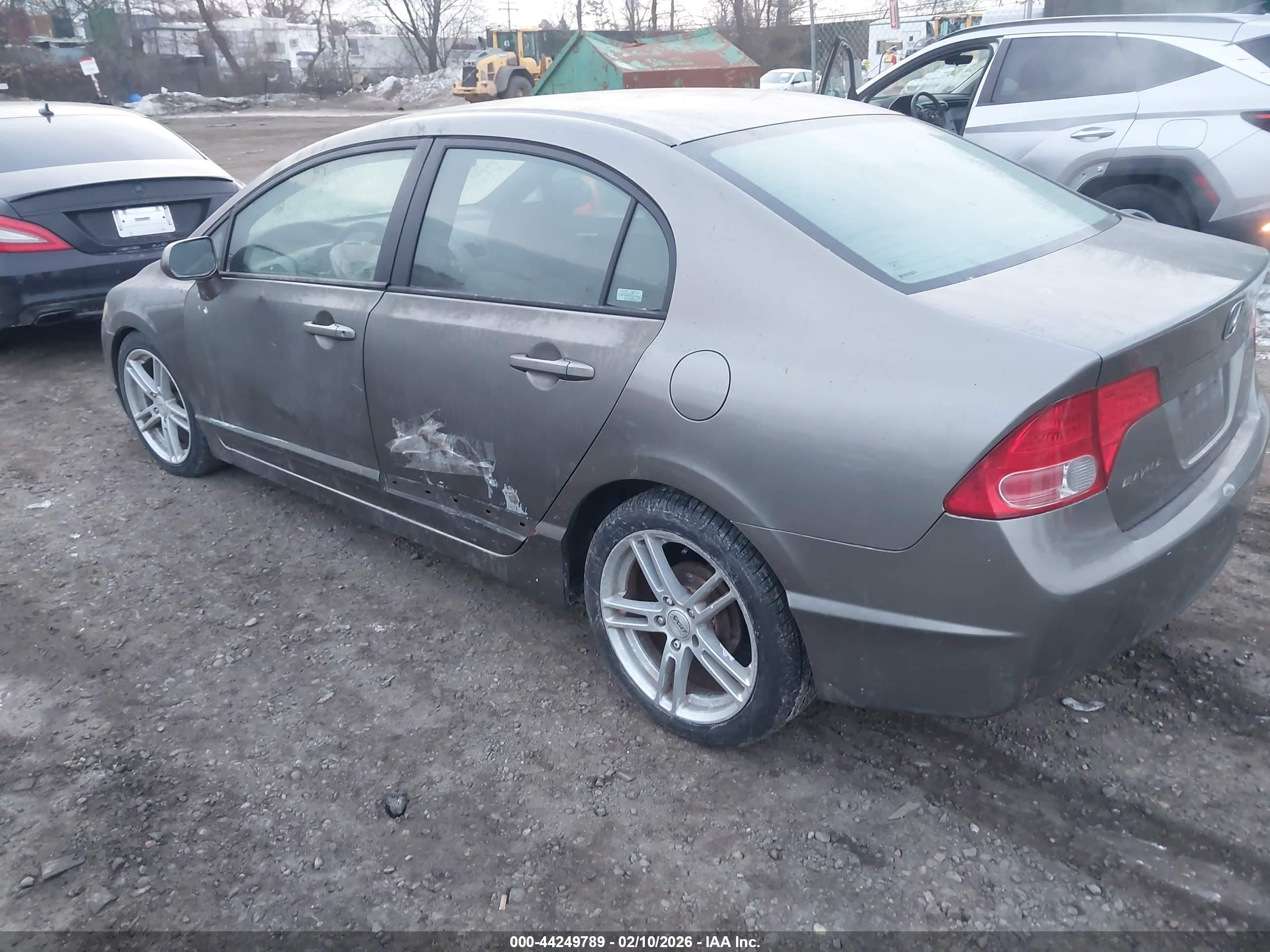 HONDA CIVIC image 3