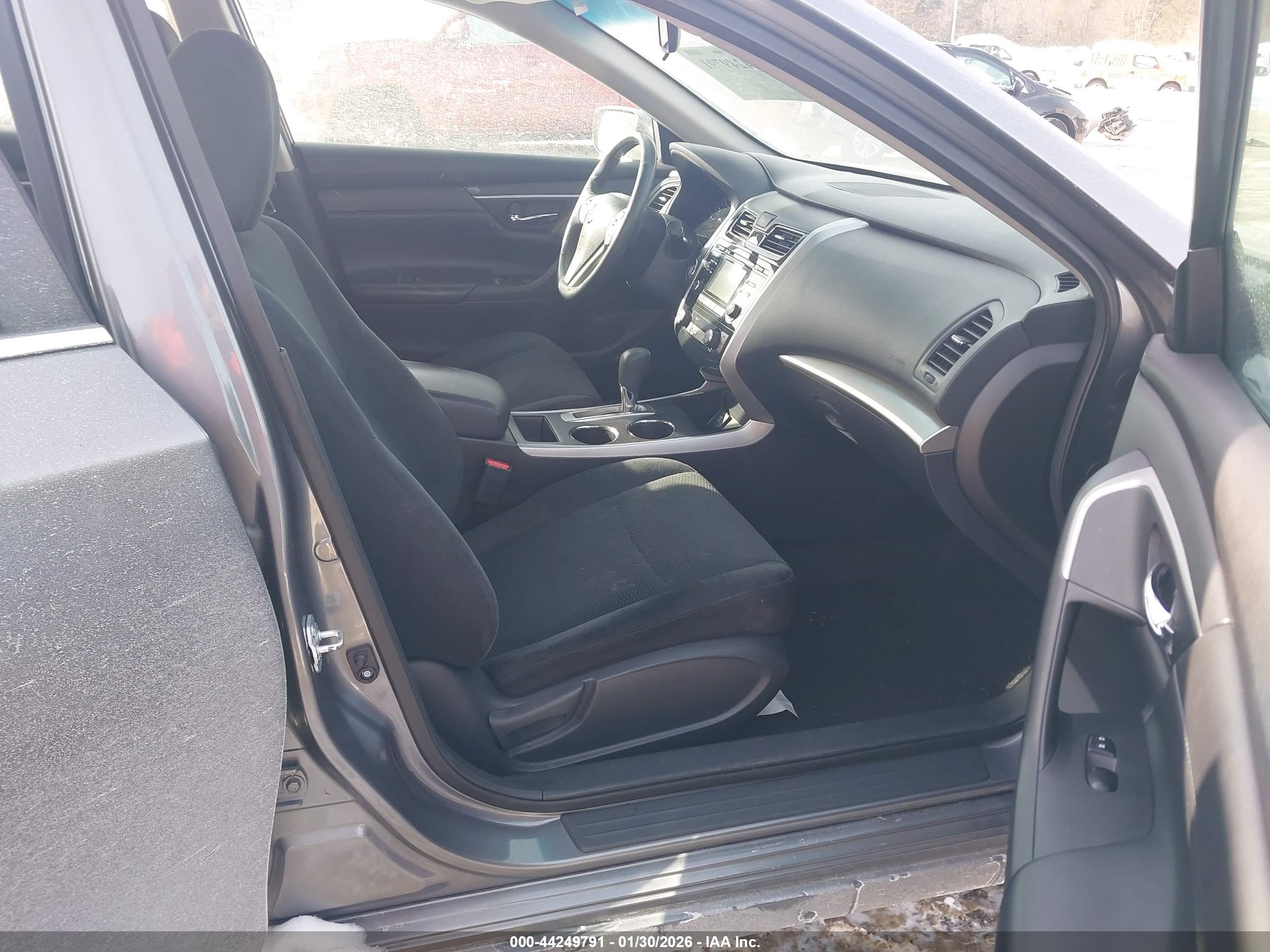 NISSAN ALTIMA image 5