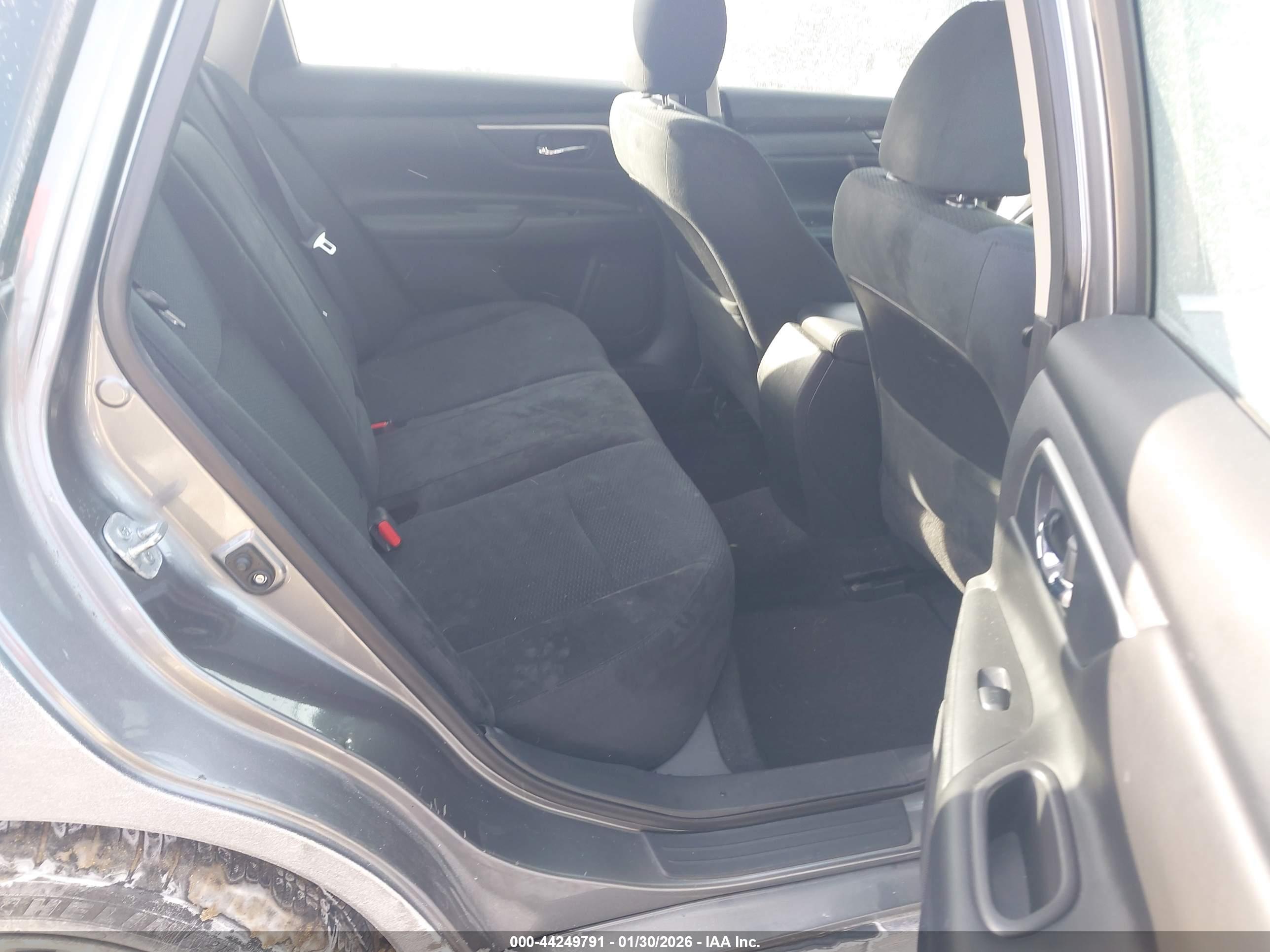 NISSAN ALTIMA image 8
