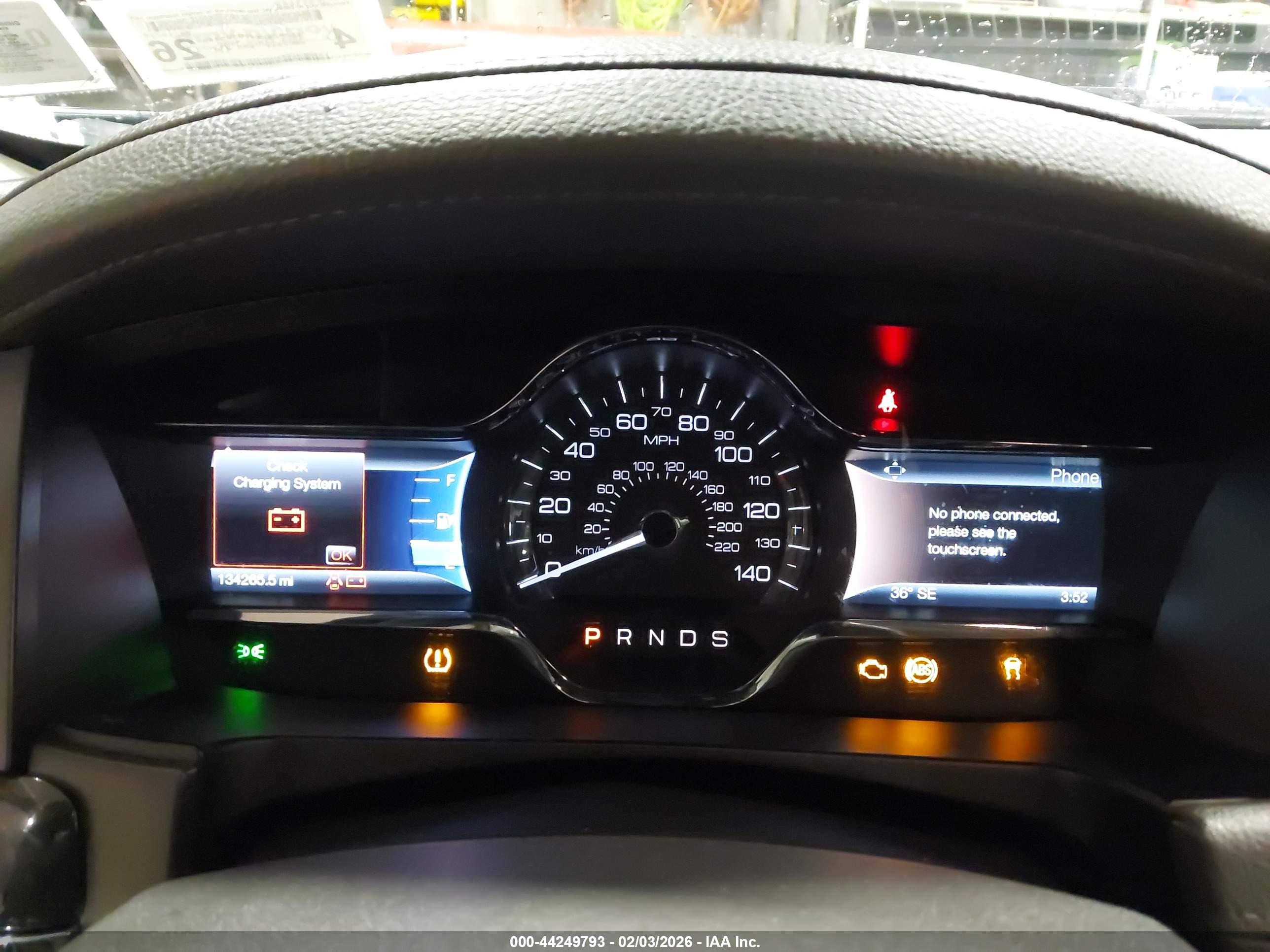 LINCOLN MKS image 7