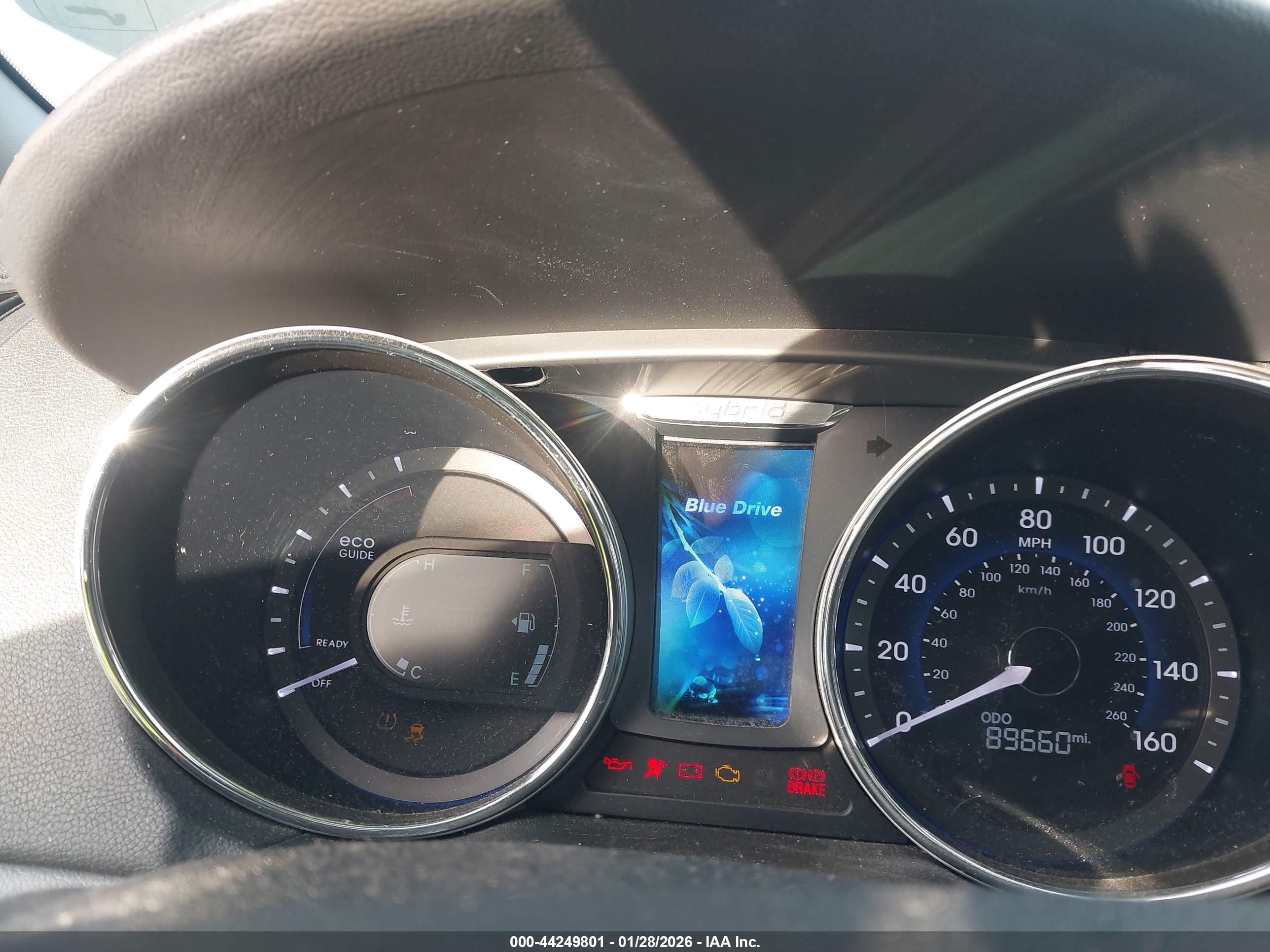 HYUNDAI SONATA image 7
