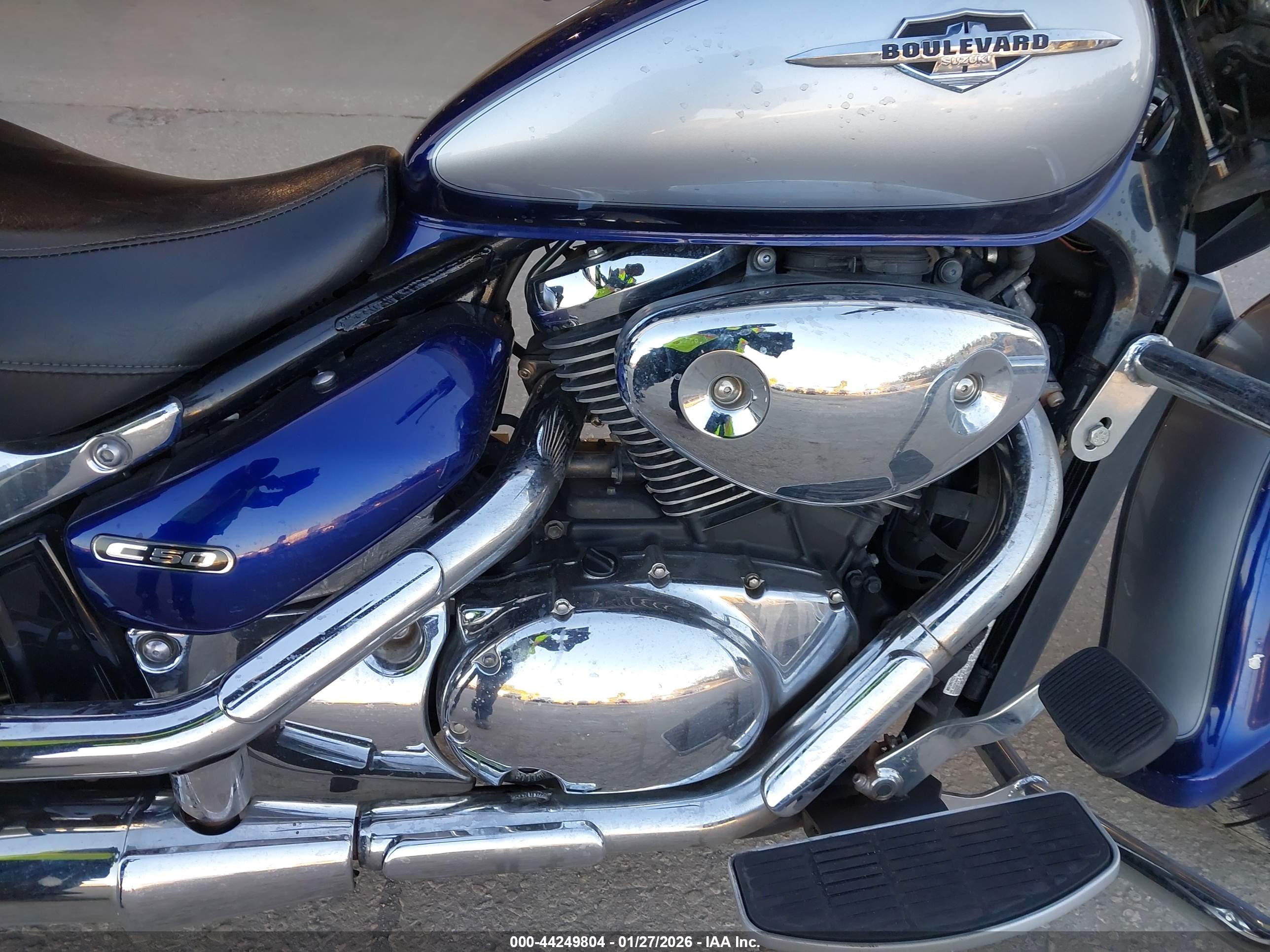 SUZUKI VL800 image 8