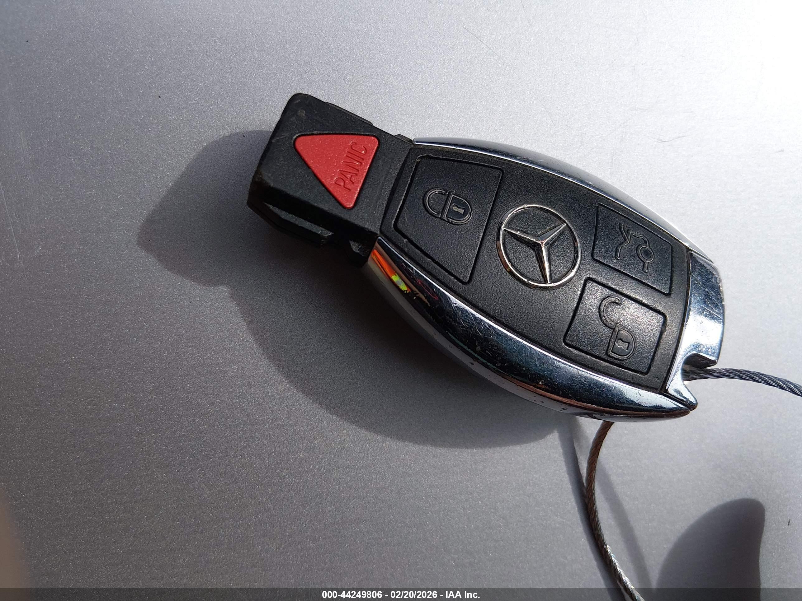 MERCEDES-BENZ C image 11