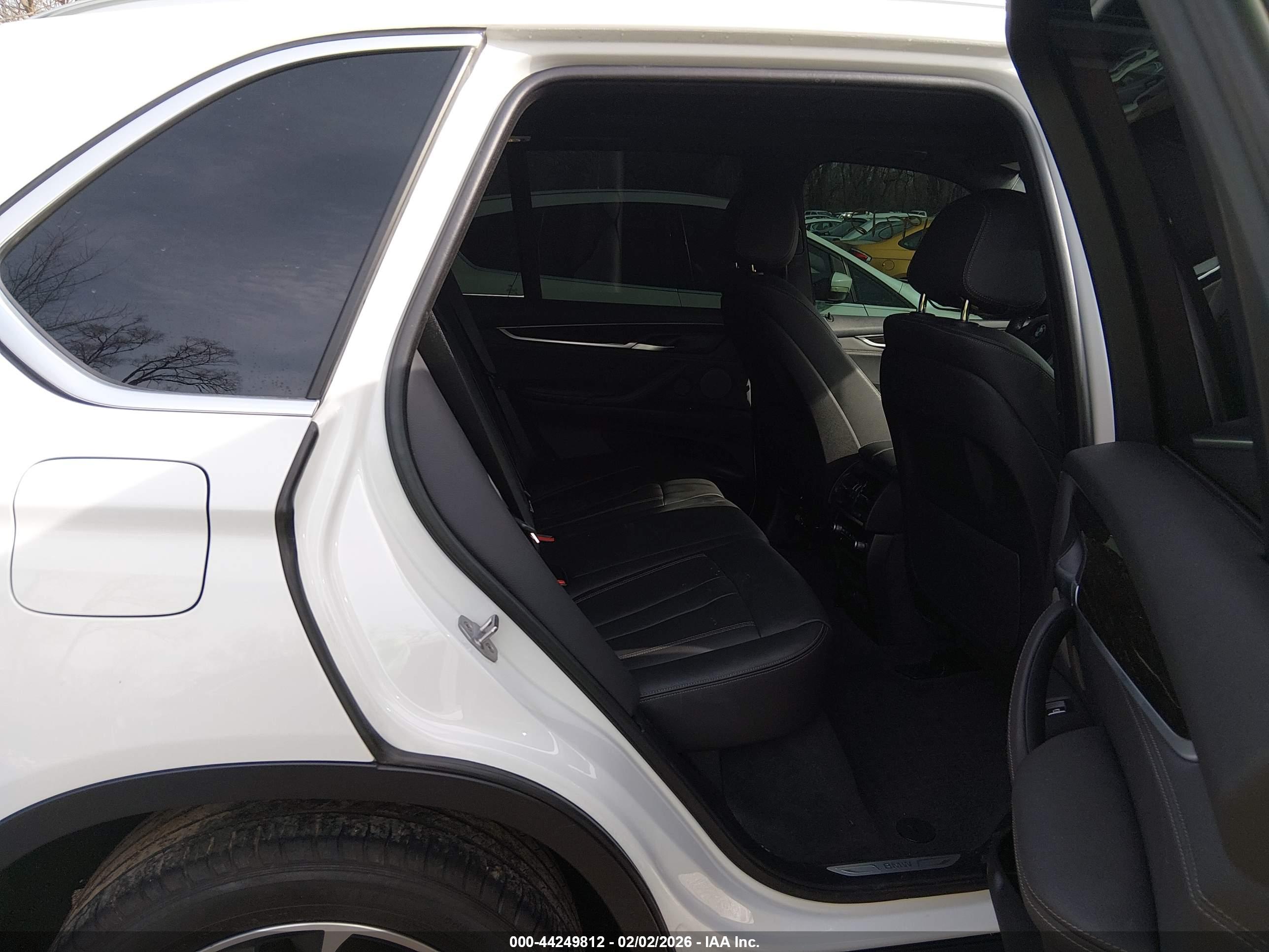 BMW X5 image 8
