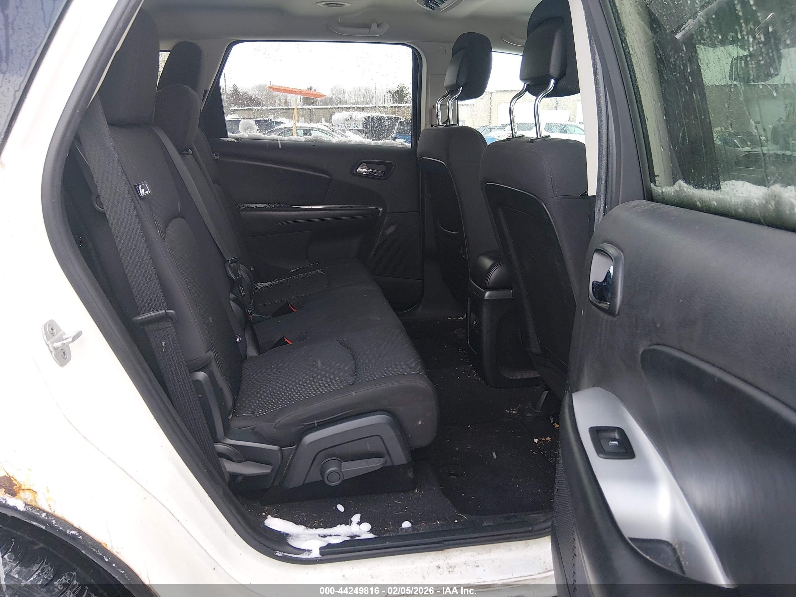 DODGE JOURNEY image 8