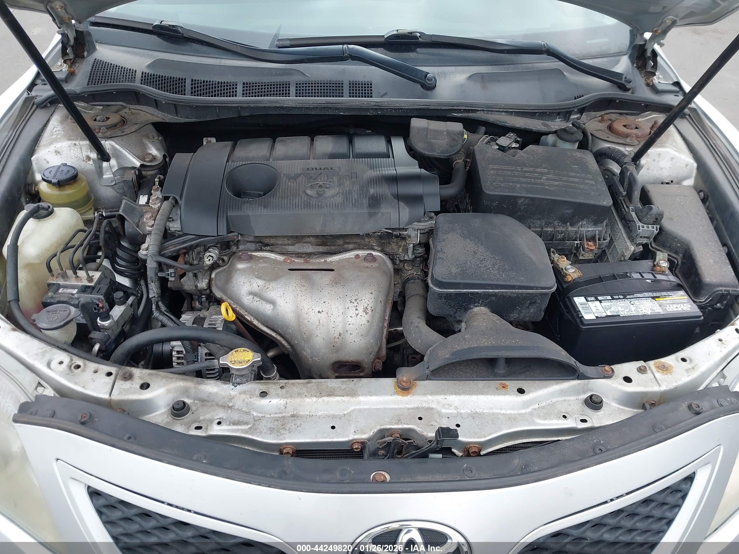 TOYOTA CAMRY image 10