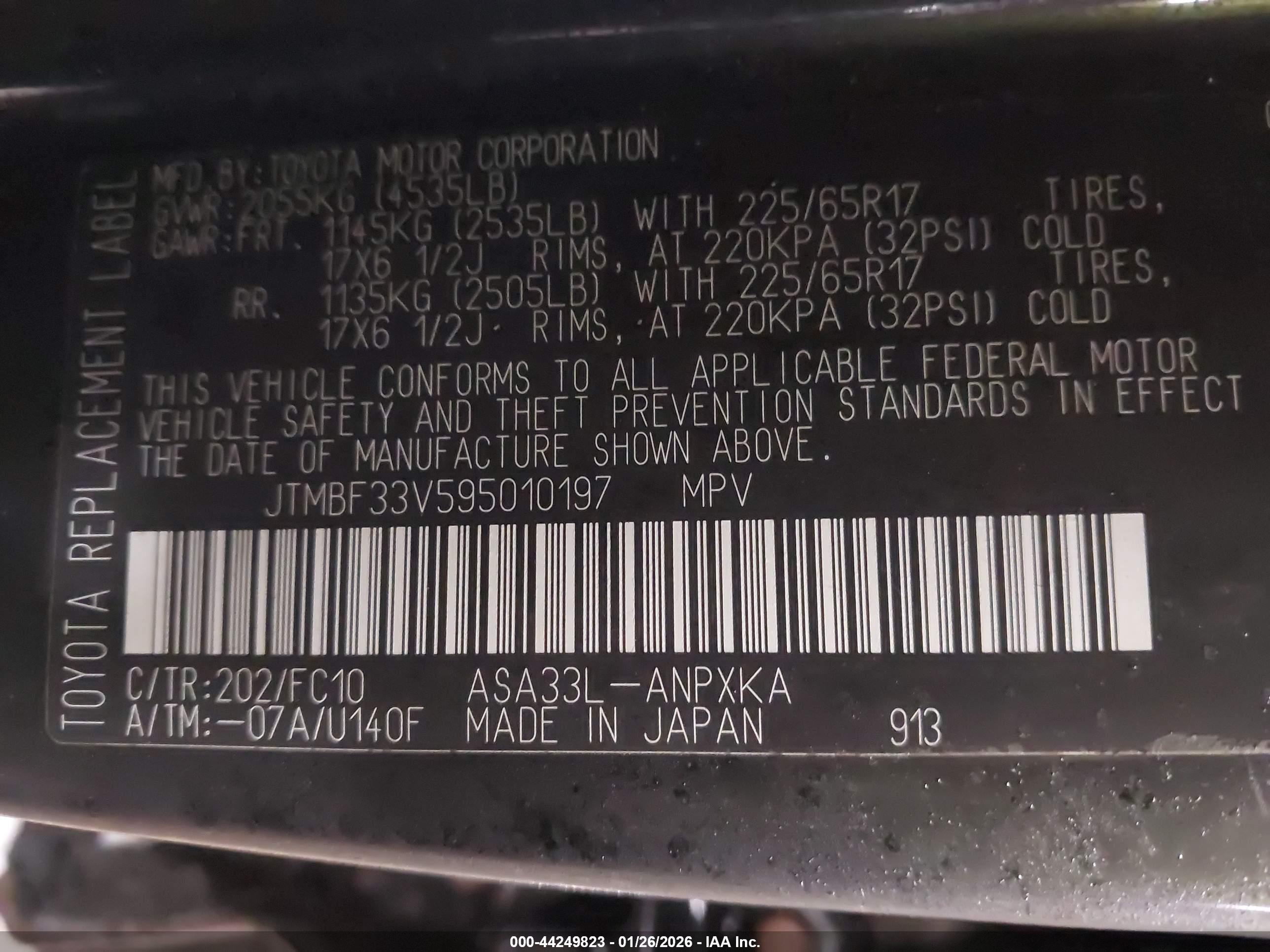 TOYOTA RAV4 image 9