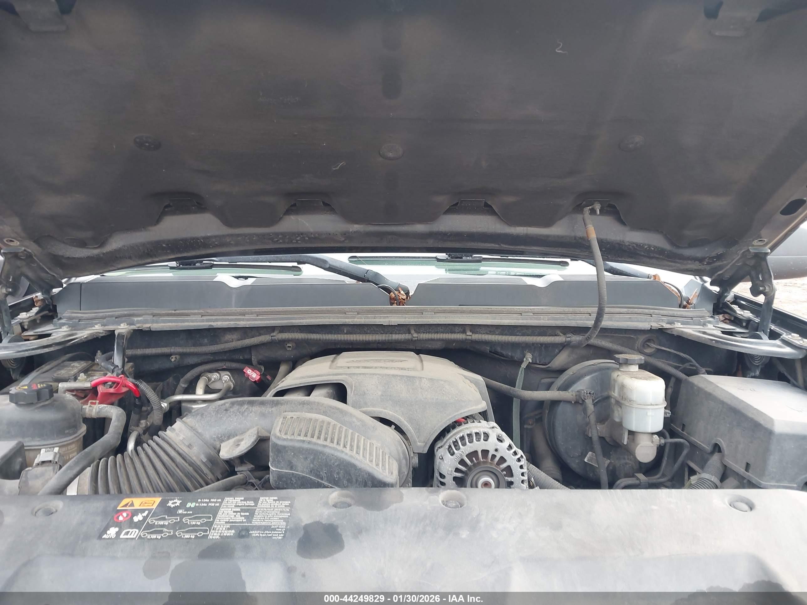 CHEVROLET SILVERADO image 10