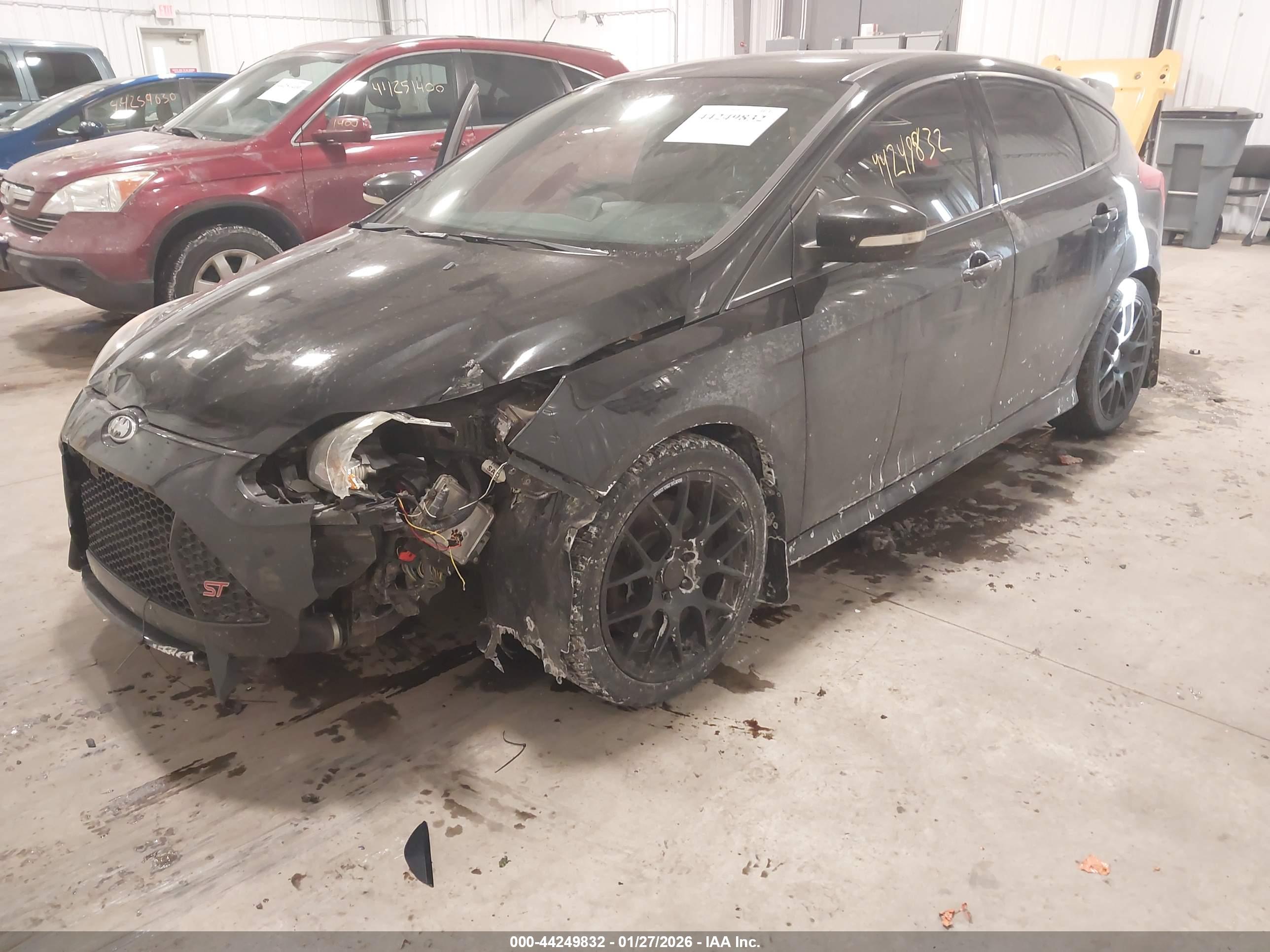 FORD FOCUS image 2