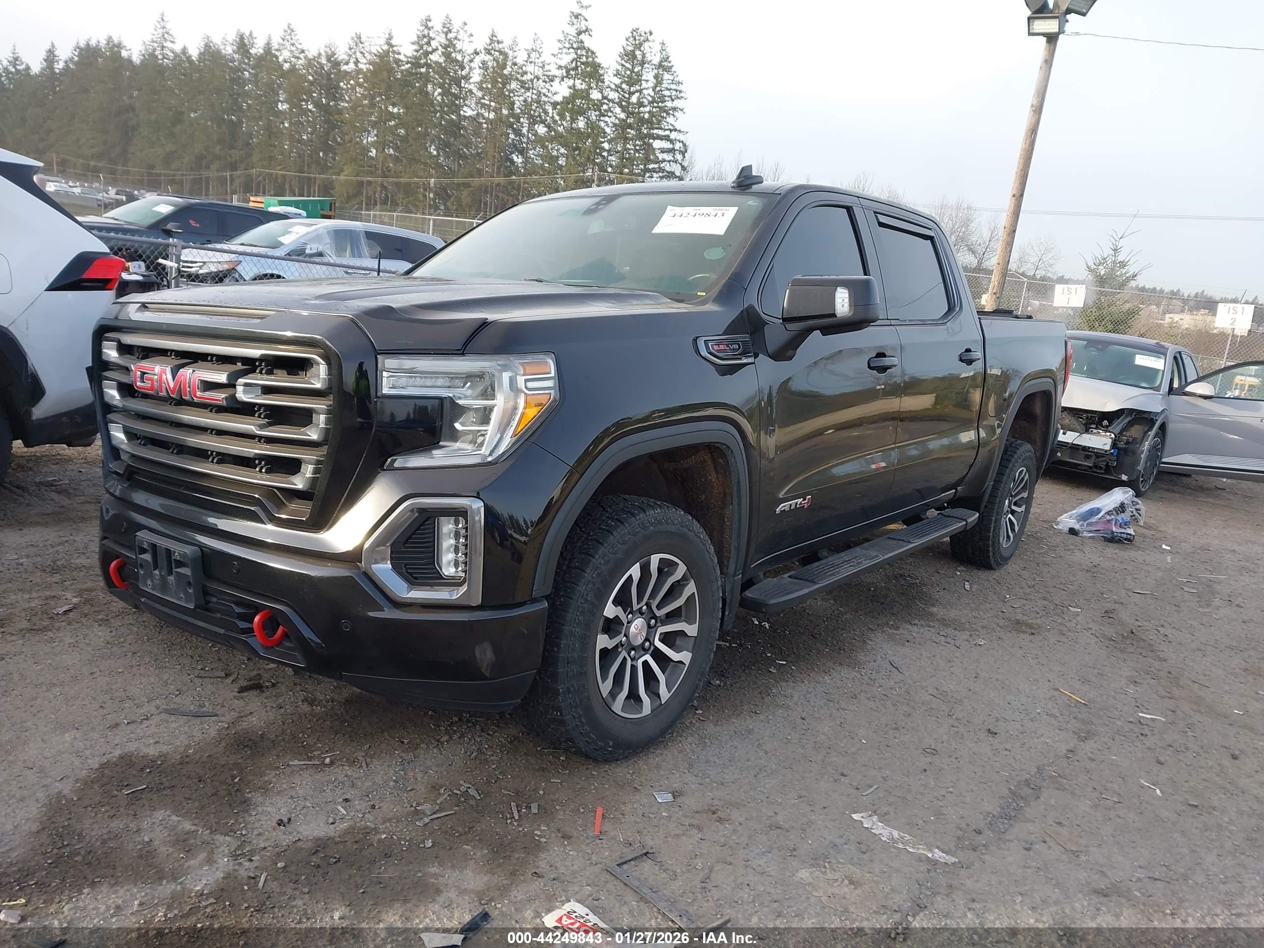 GMC SIERRA image 2