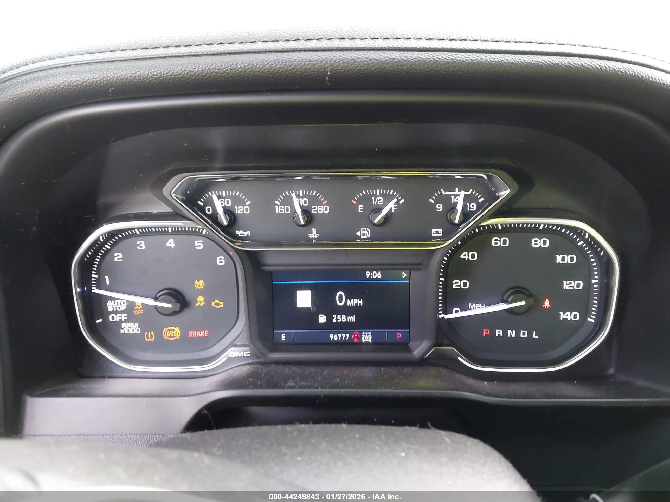 GMC SIERRA image 7