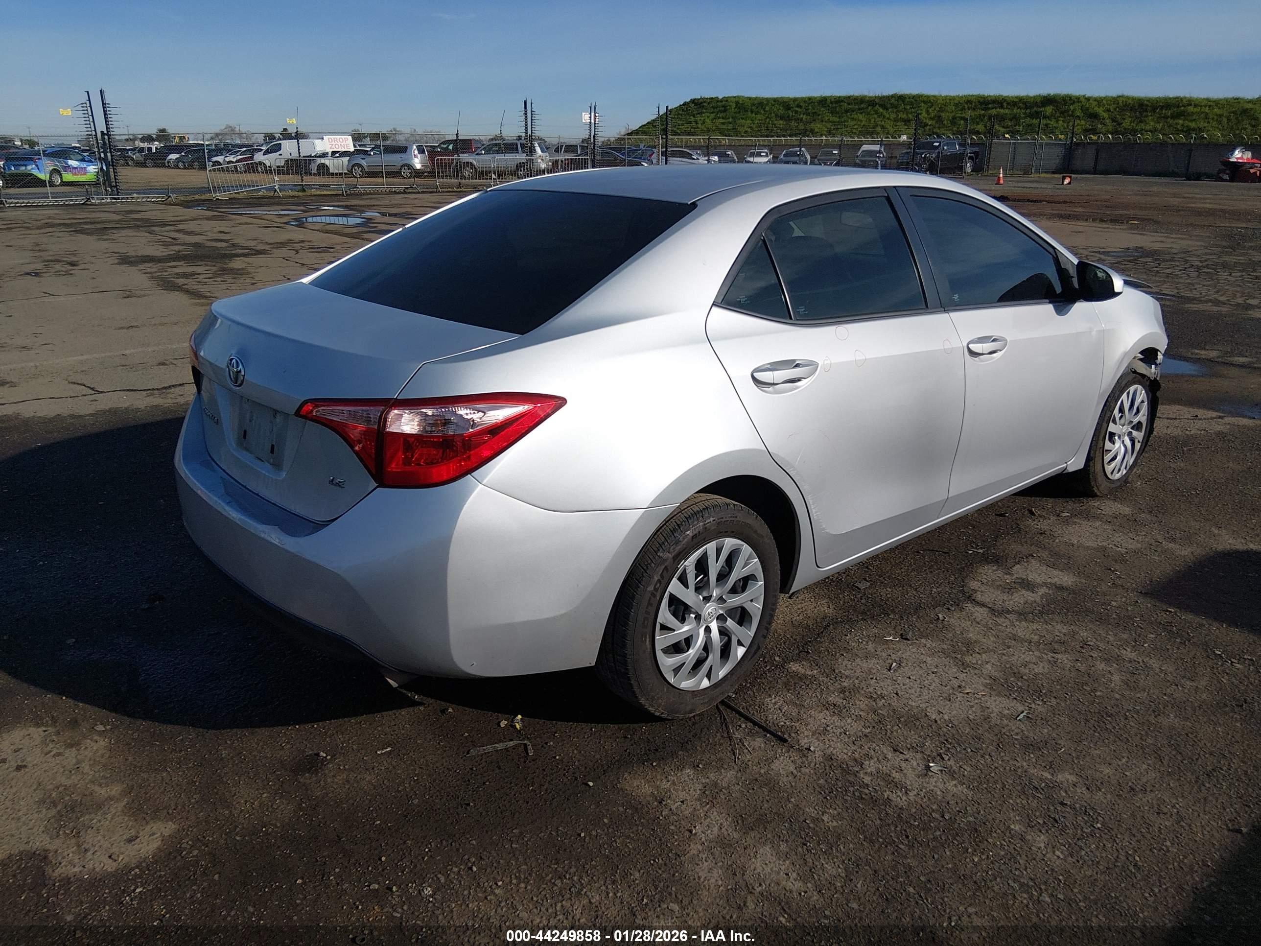 TOYOTA COROLLA image 4