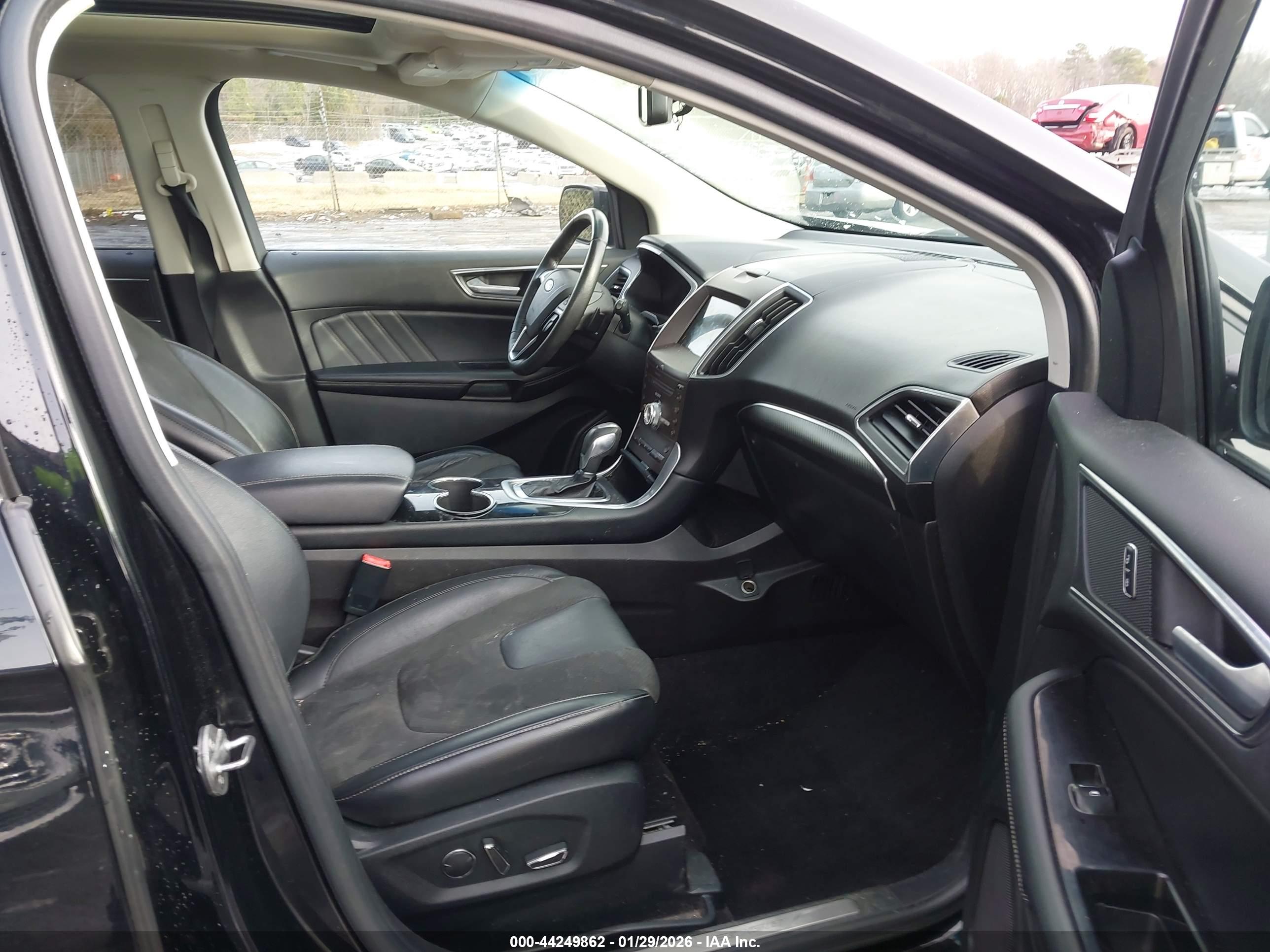 FORD EDGE image 5