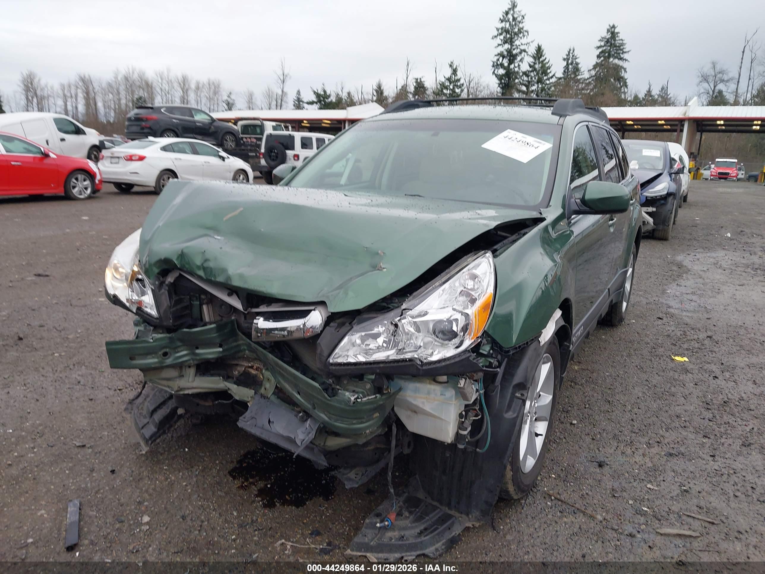 SUBARU OUTBACK image 6