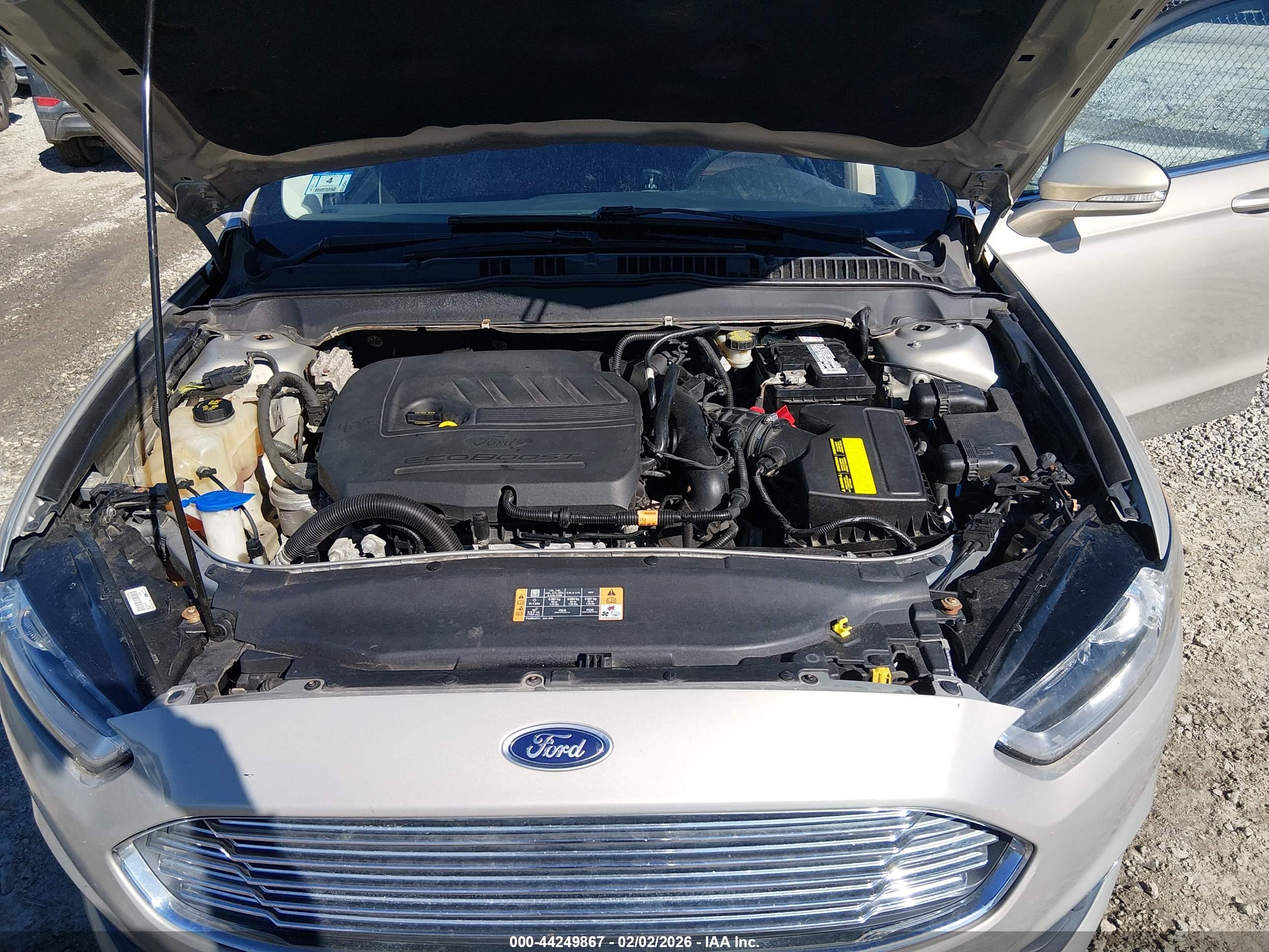 FORD FUSION image 10