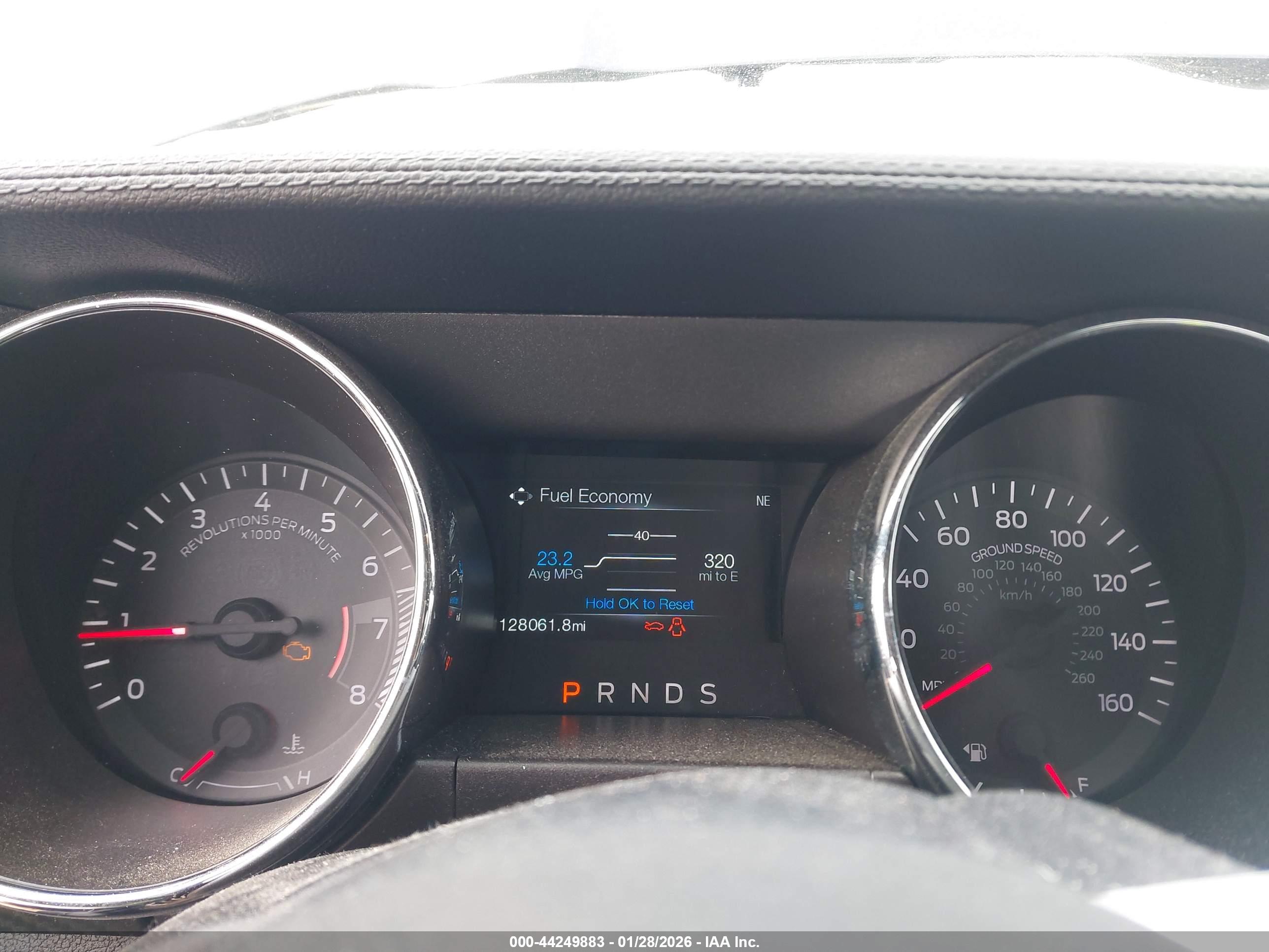 FORD MUSTANG image 7