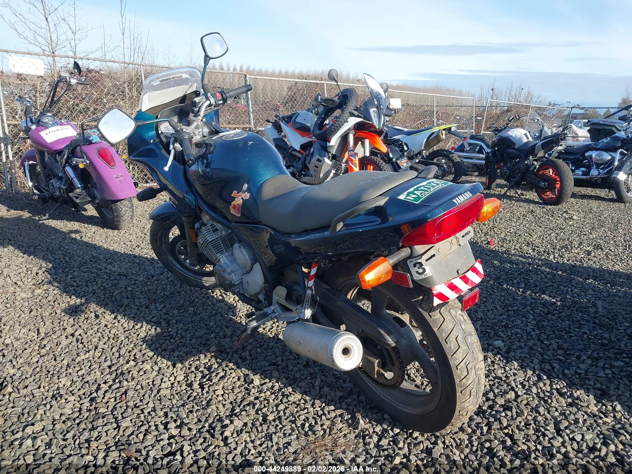 YAMAHA XJ600 image 3