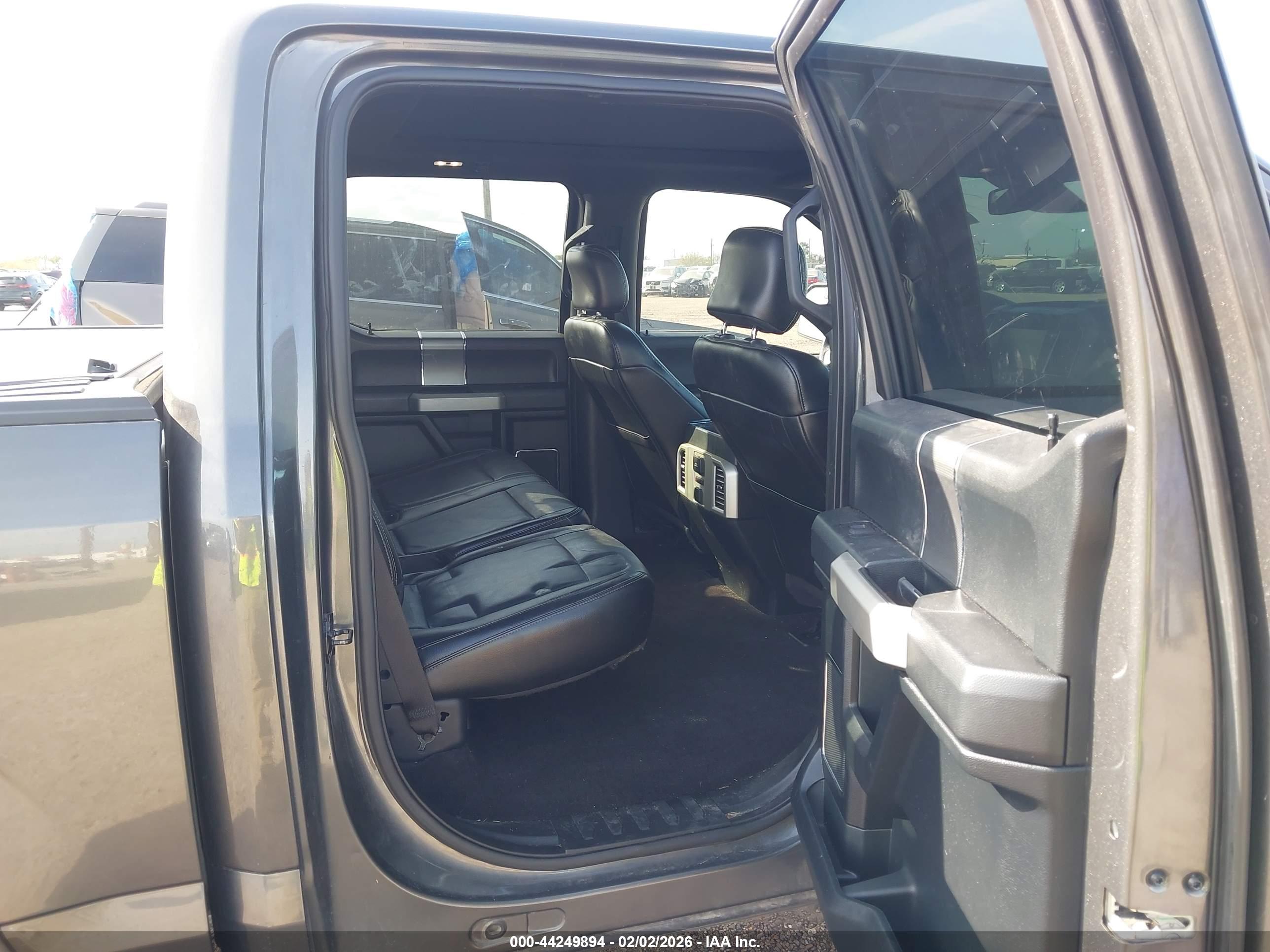 FORD F-150 image 8