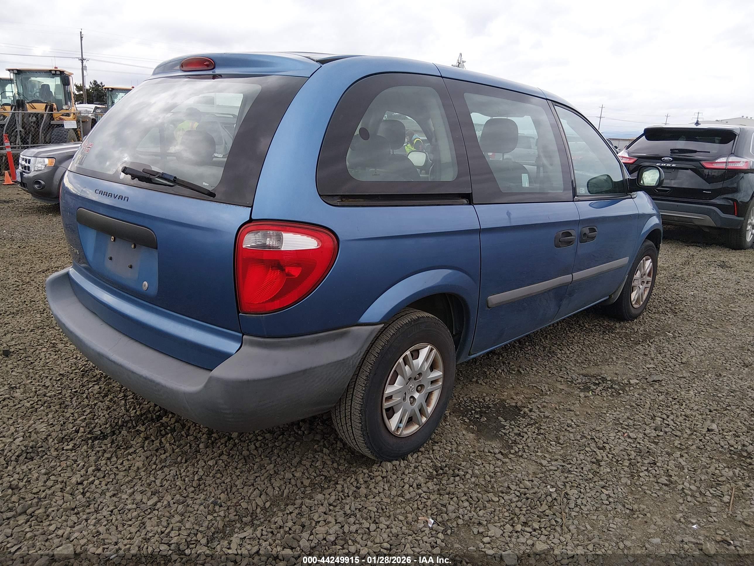 DODGE CARAVAN image 4