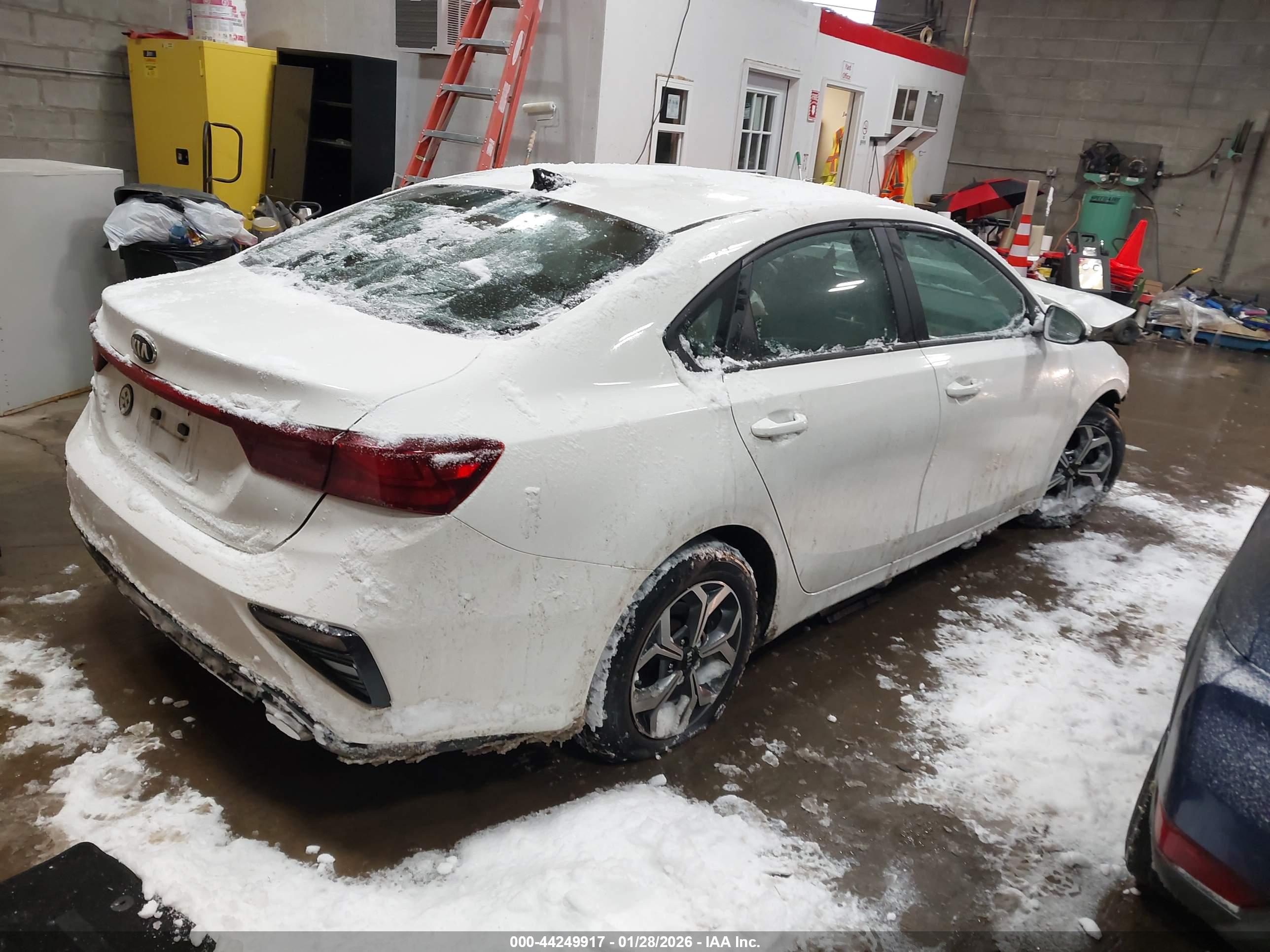 KIA FORTE image 4