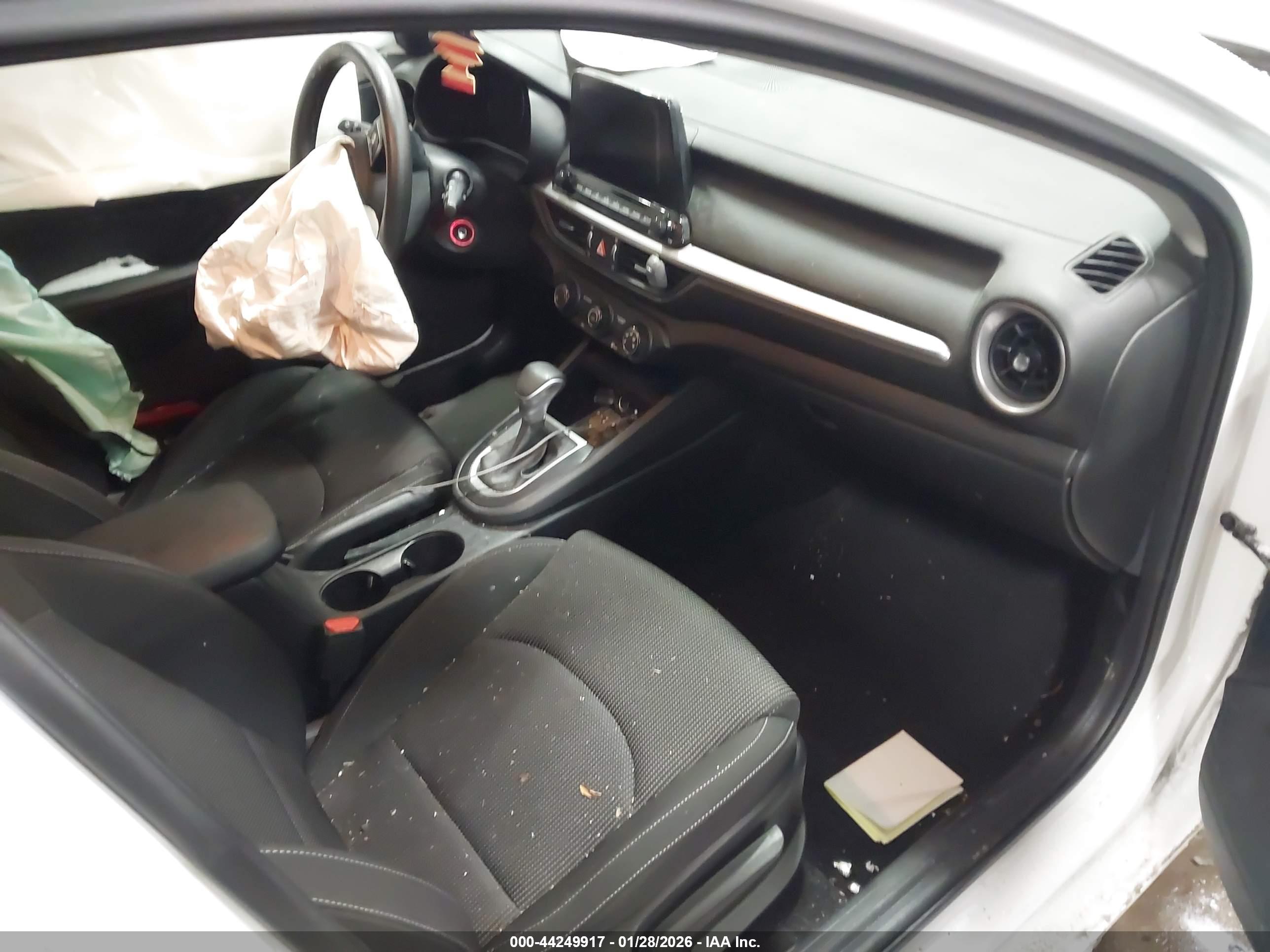KIA FORTE image 5