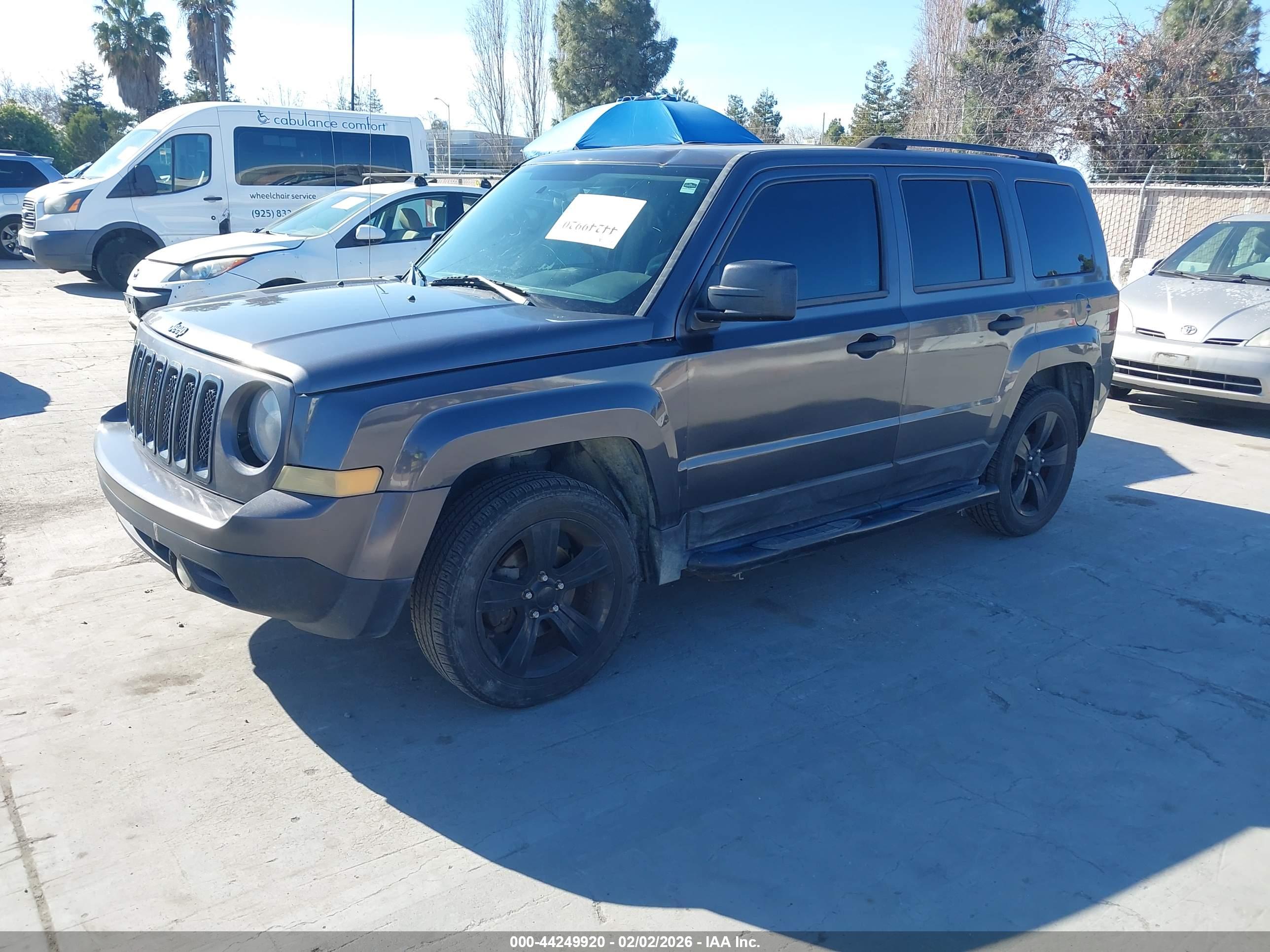 JEEP PATRIOT image 2
