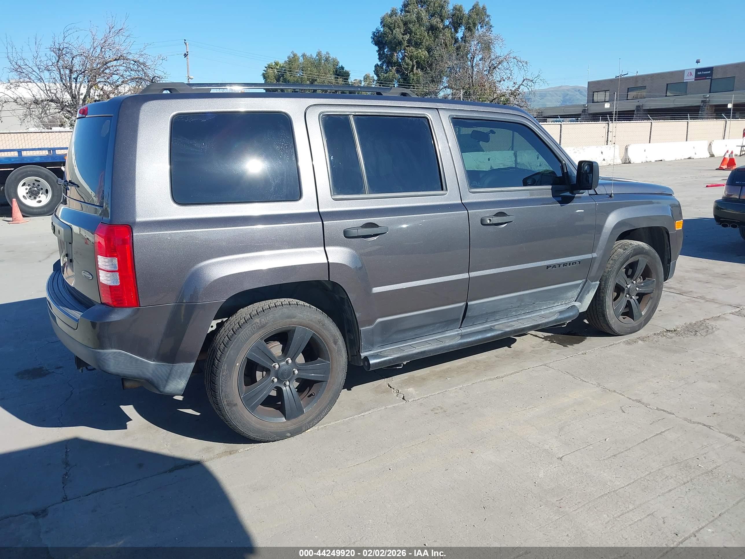 JEEP PATRIOT image 4