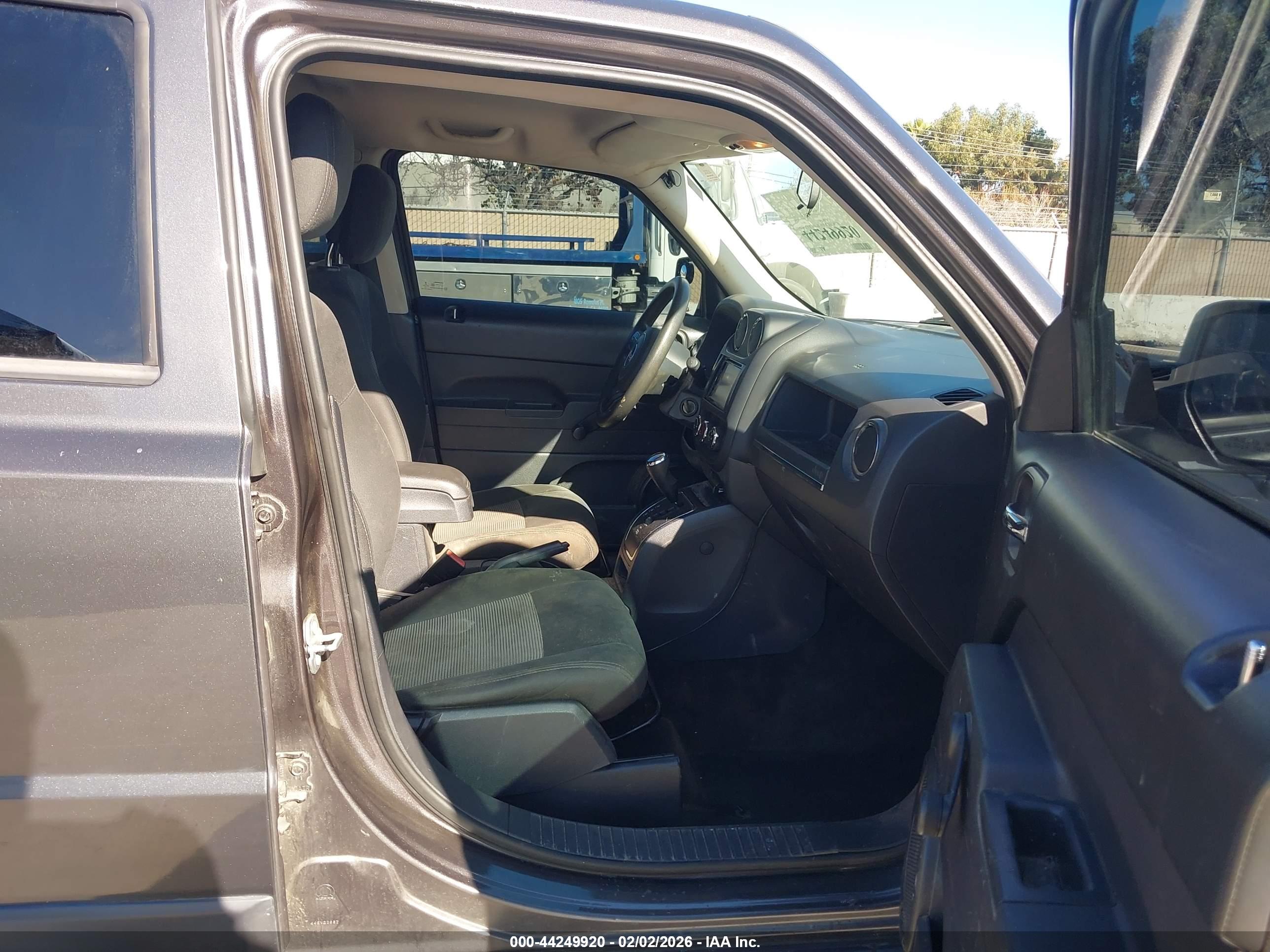 JEEP PATRIOT image 5