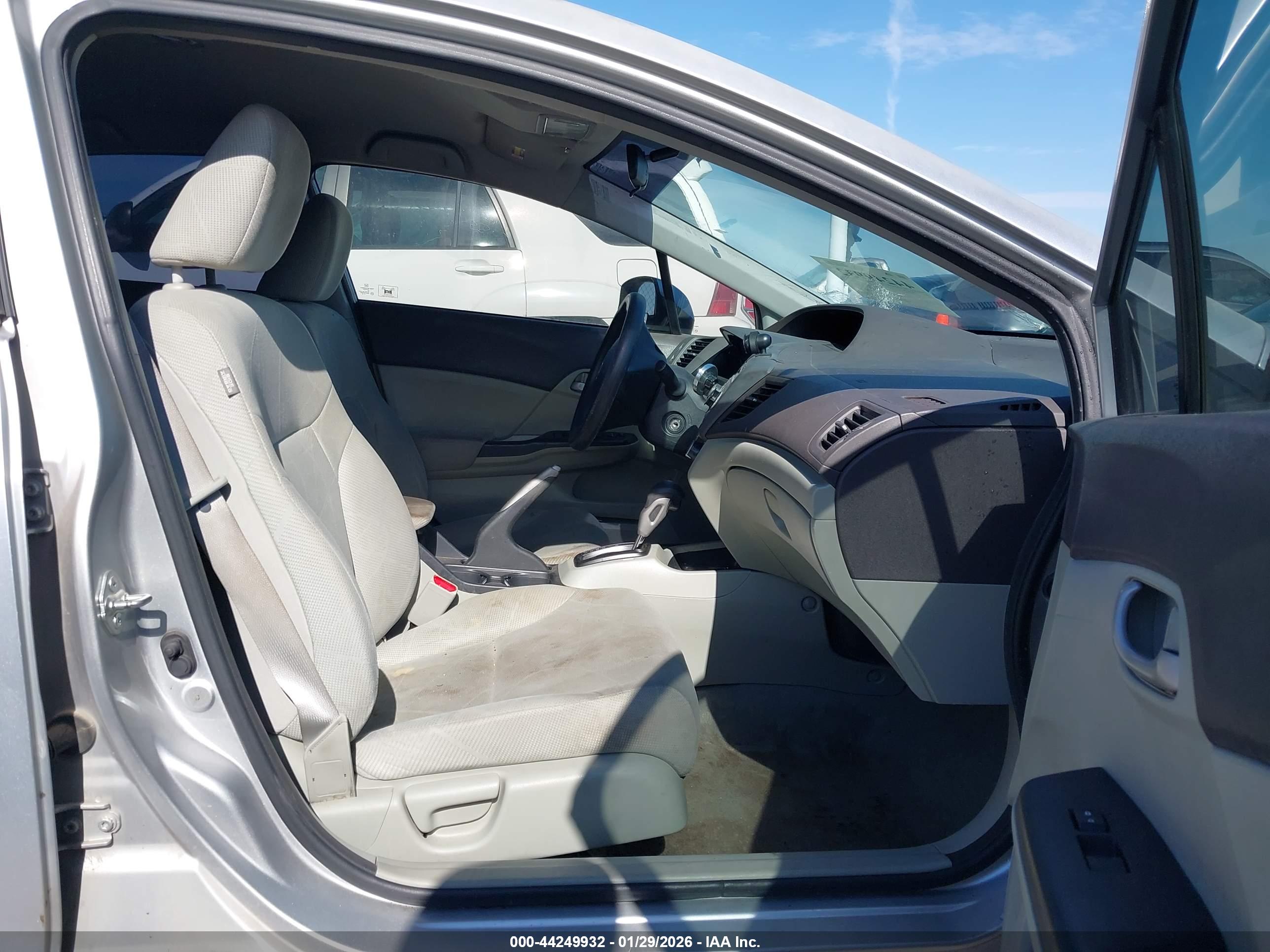 HONDA CIVIC image 5