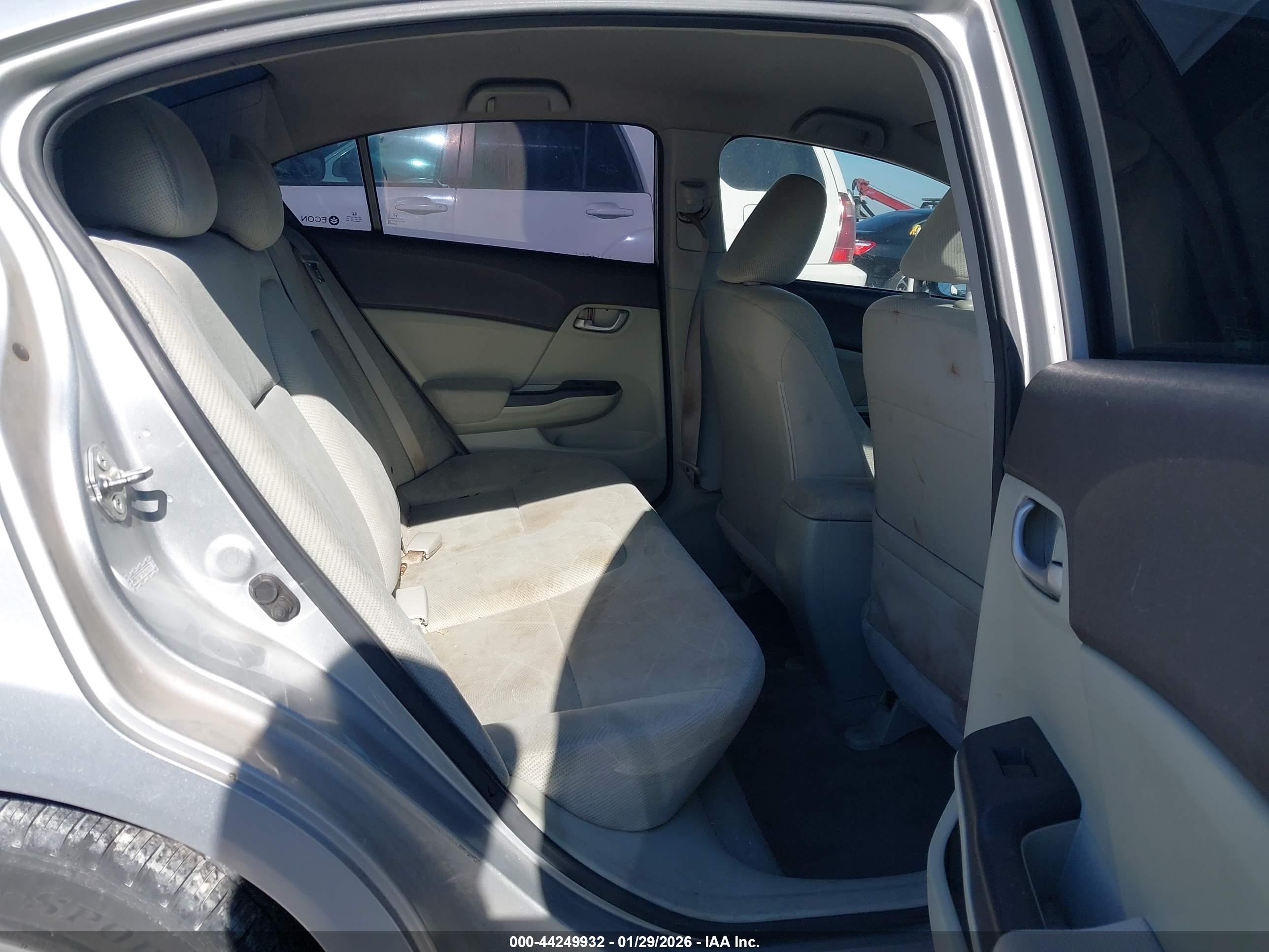 HONDA CIVIC image 8