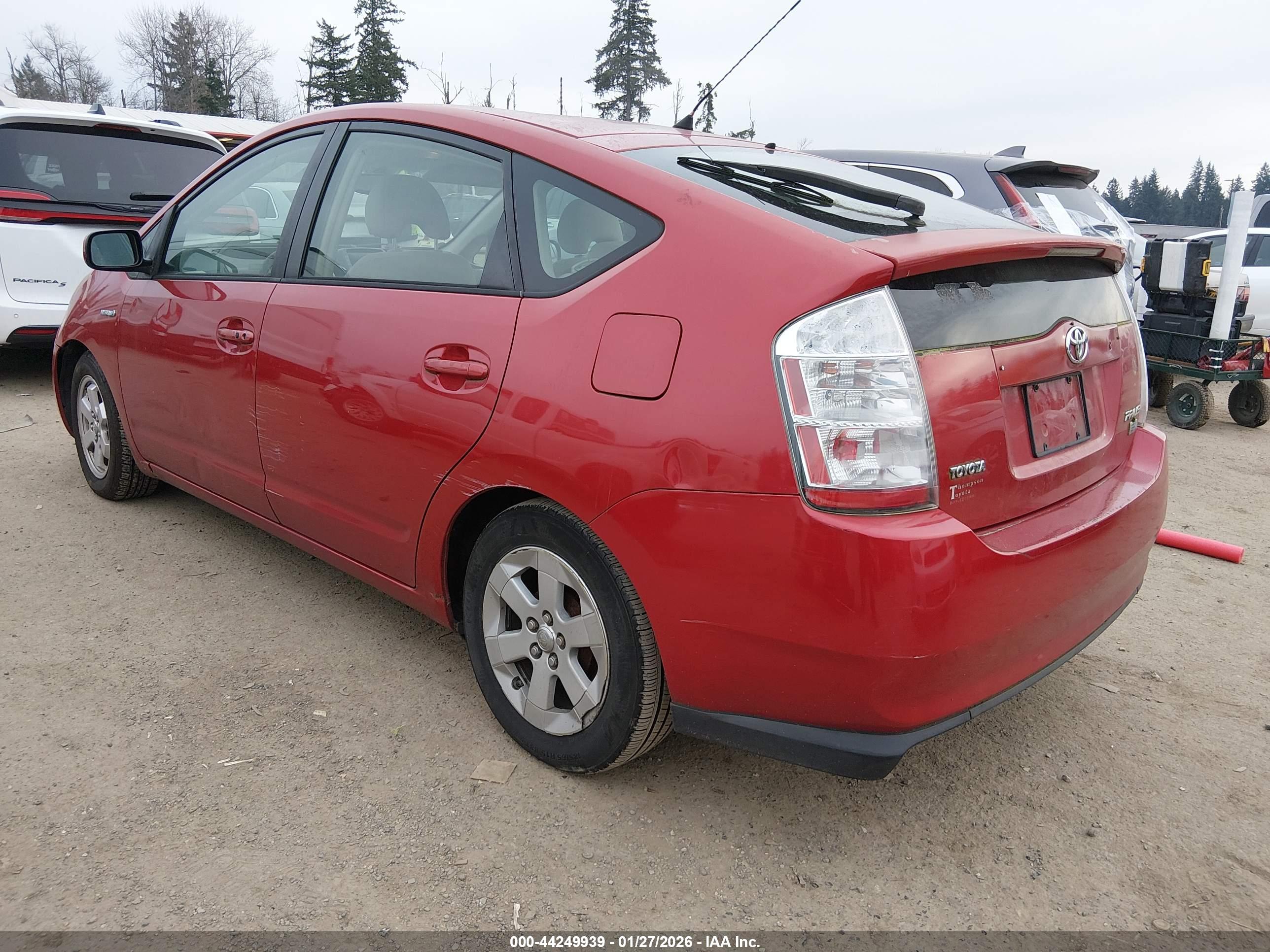 TOYOTA PRIUS image 3
