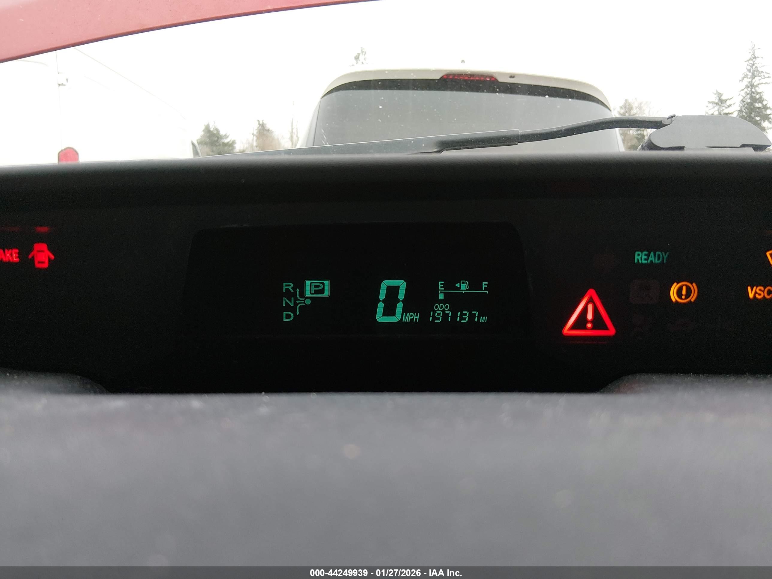 TOYOTA PRIUS image 7