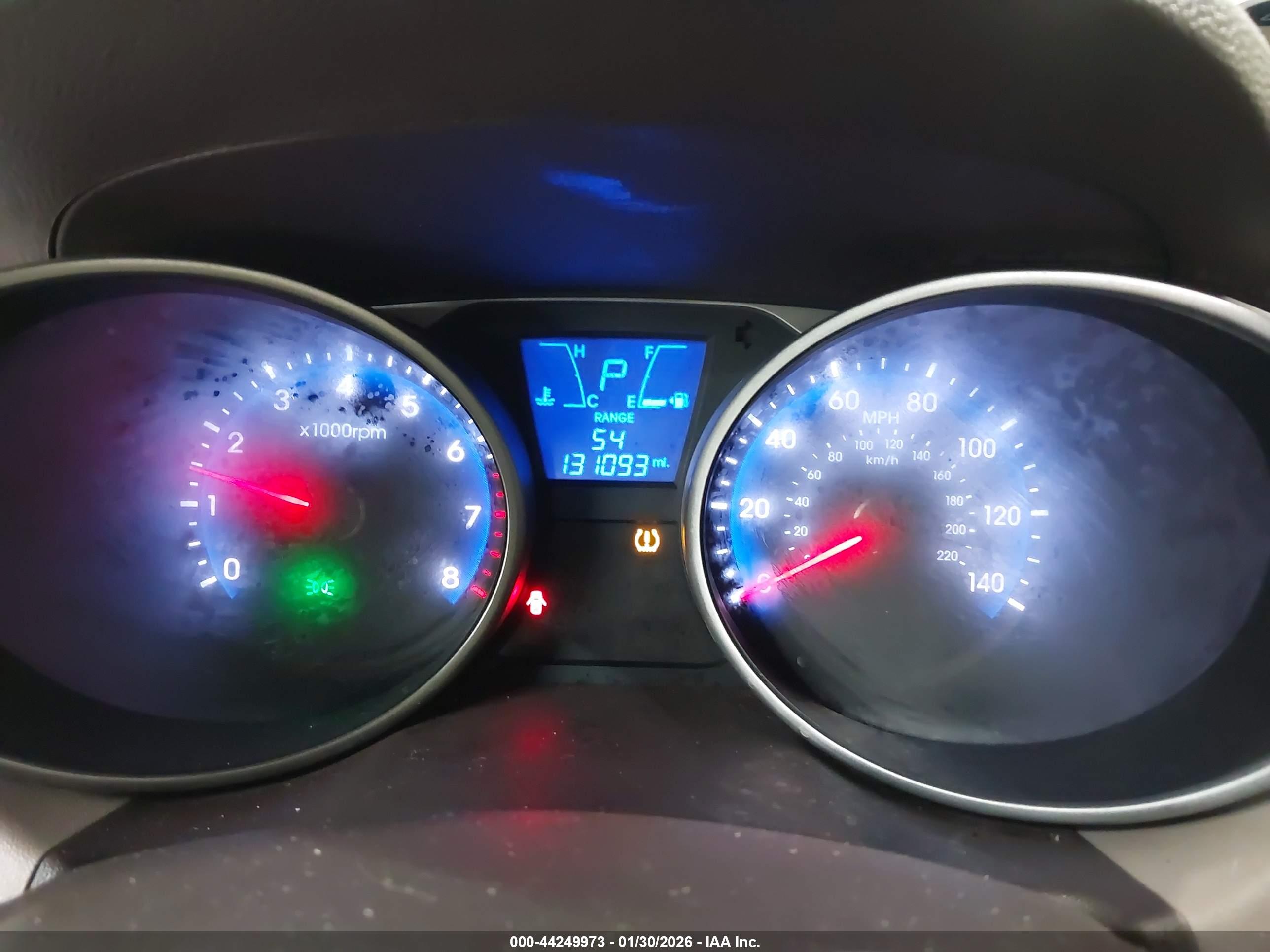 HYUNDAI TUCSON image 7