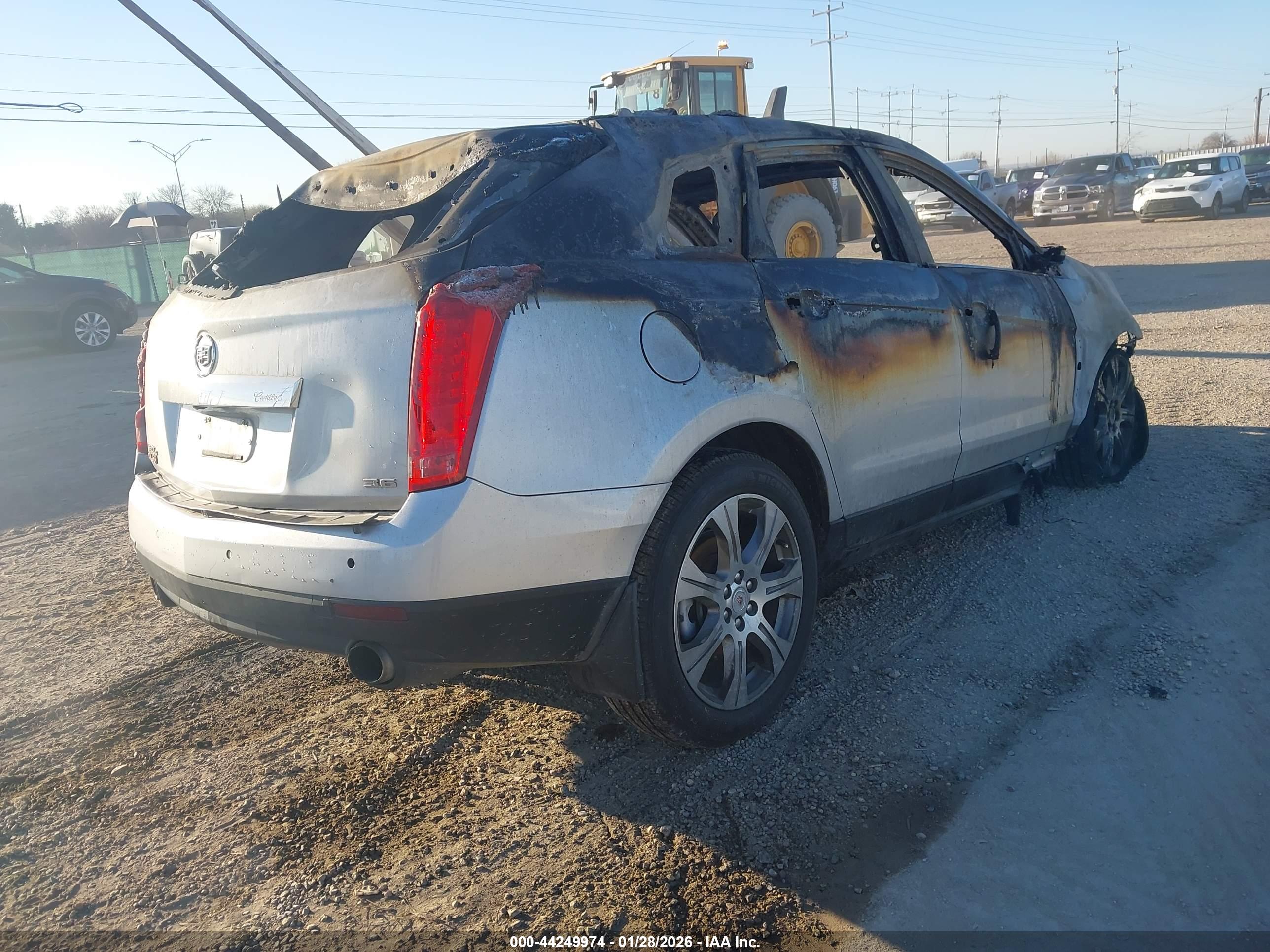 CADILLAC SRX image 4