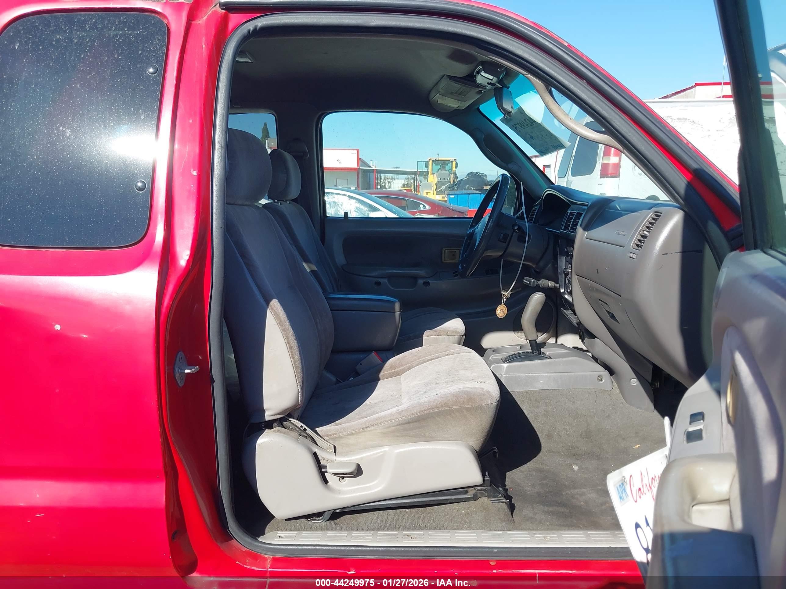 TOYOTA TACOMA image 5