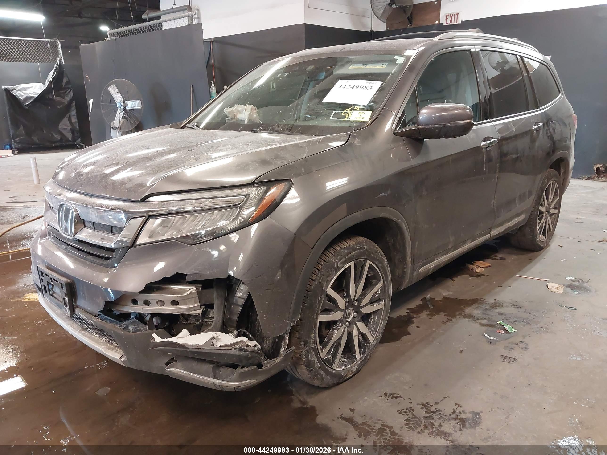 HONDA PILOT image 2