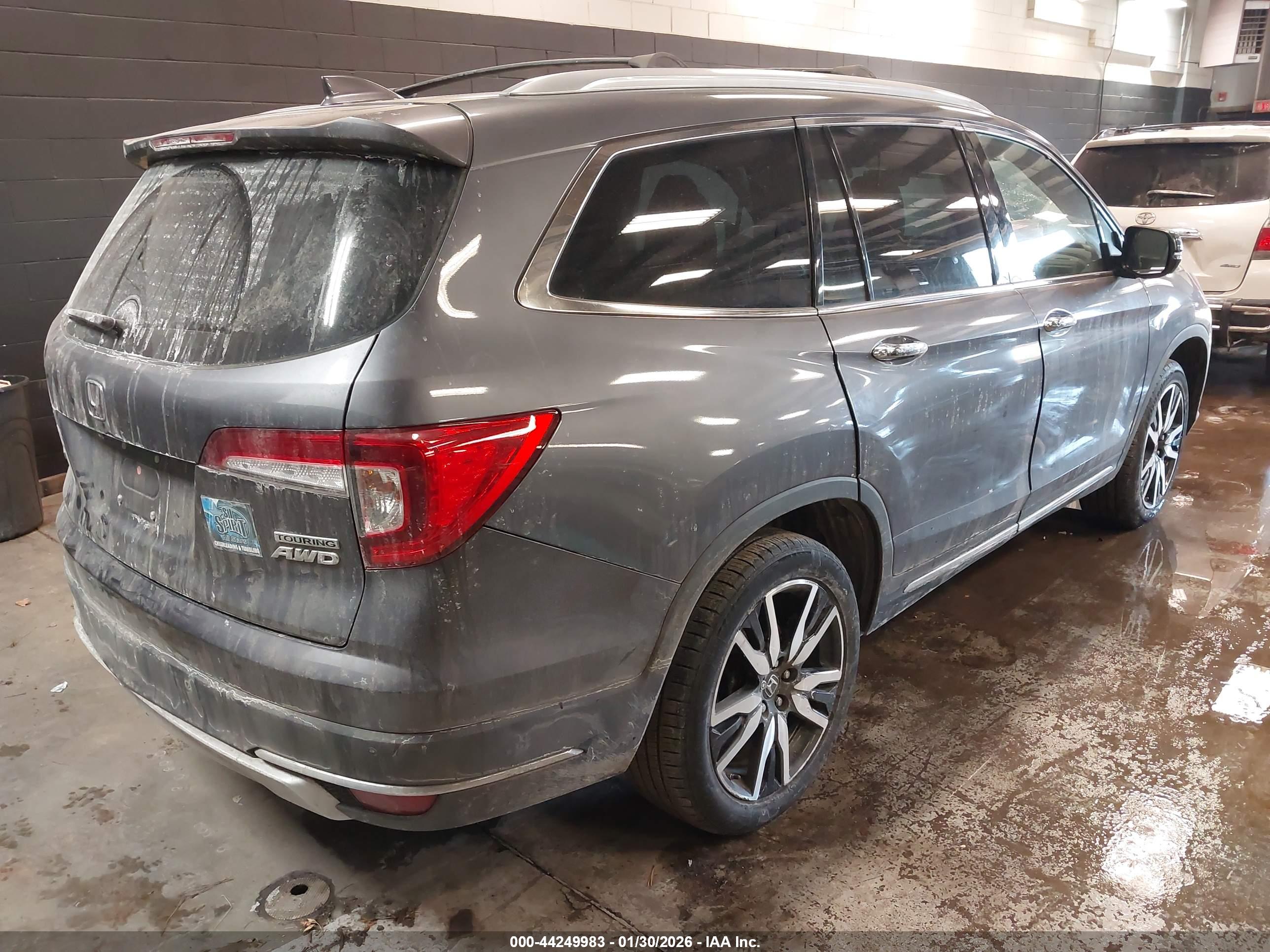 HONDA PILOT image 4