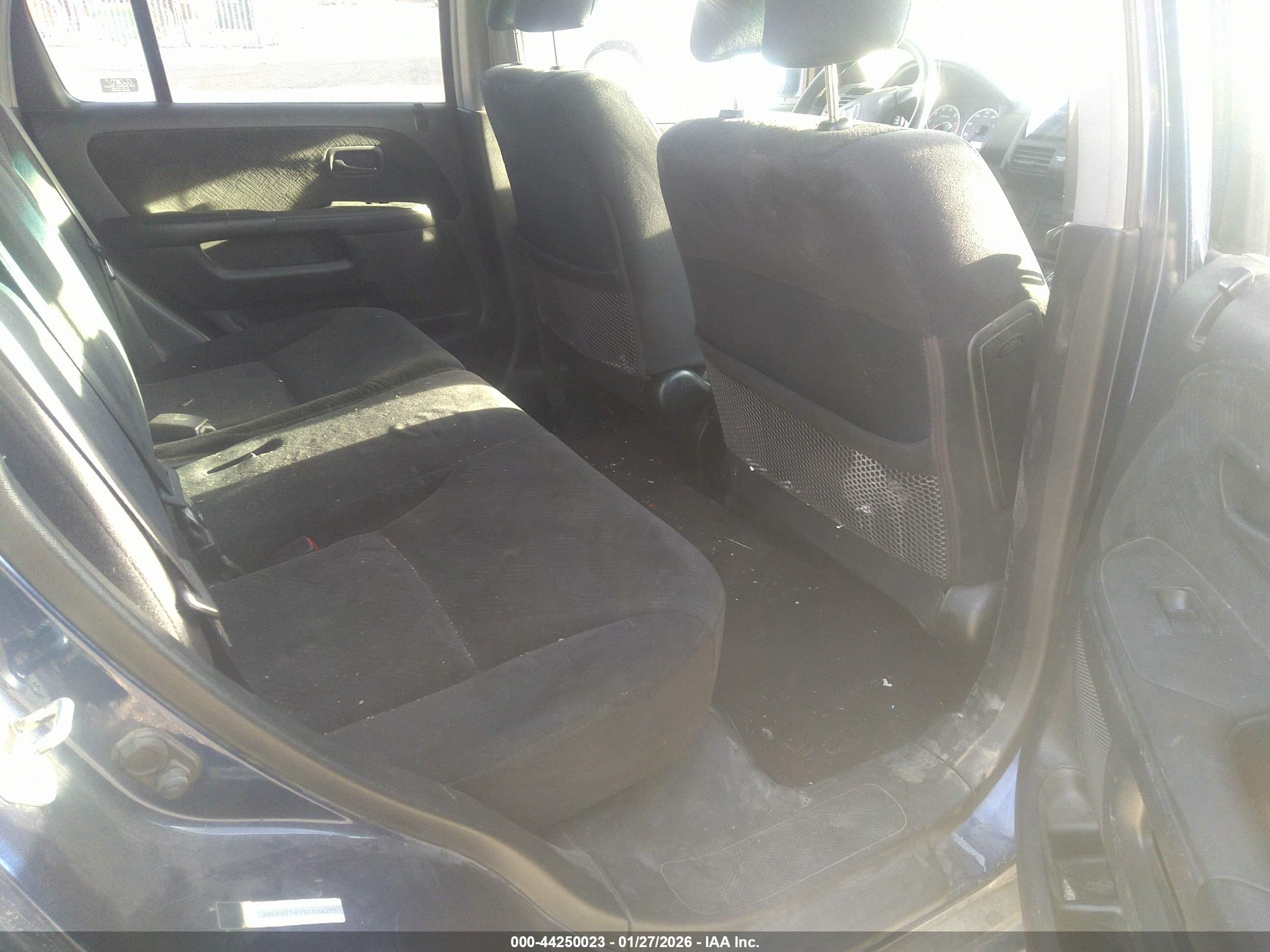 HONDA CR-V image 8