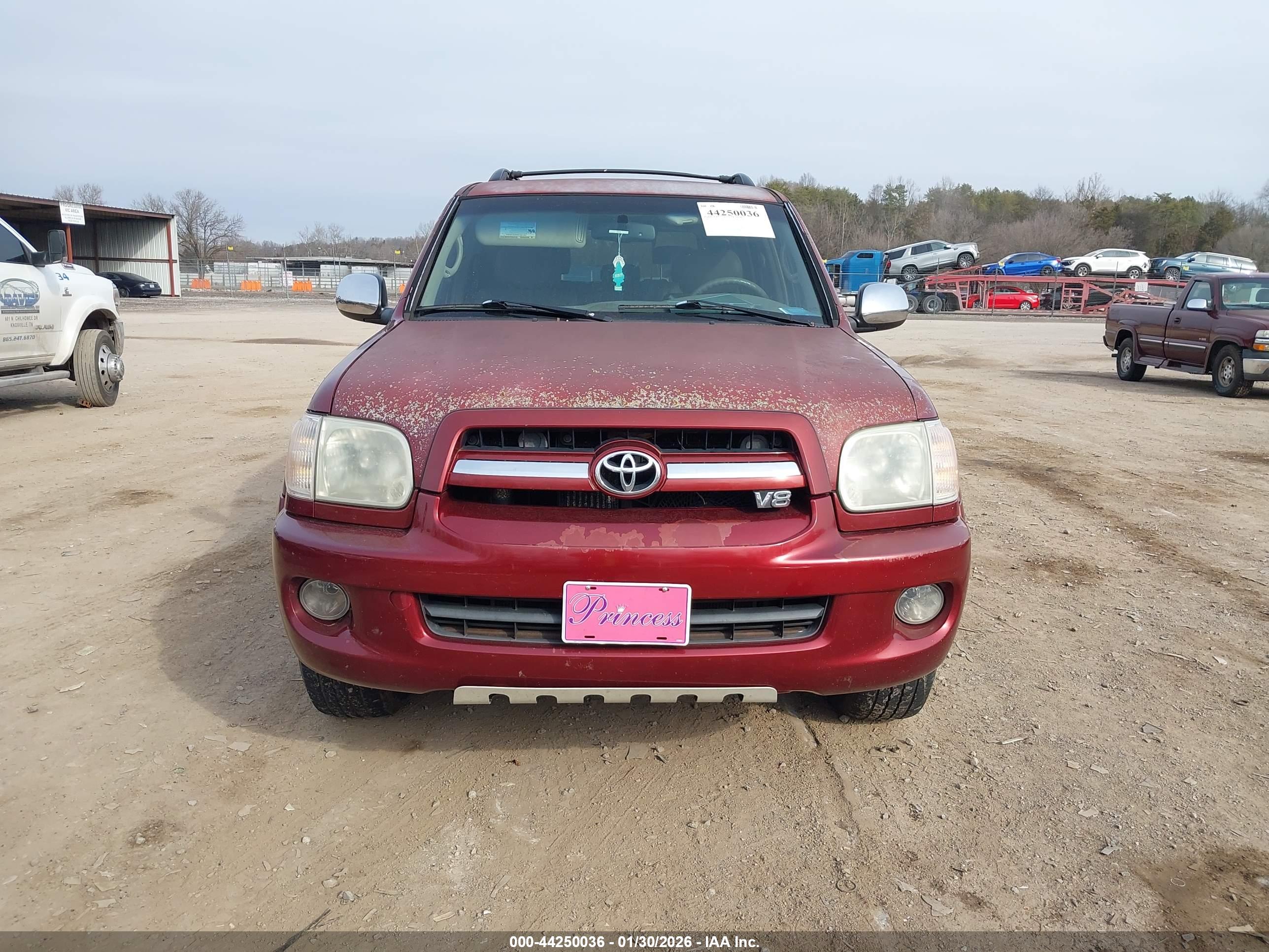 TOYOTA SEQUOIA image 6