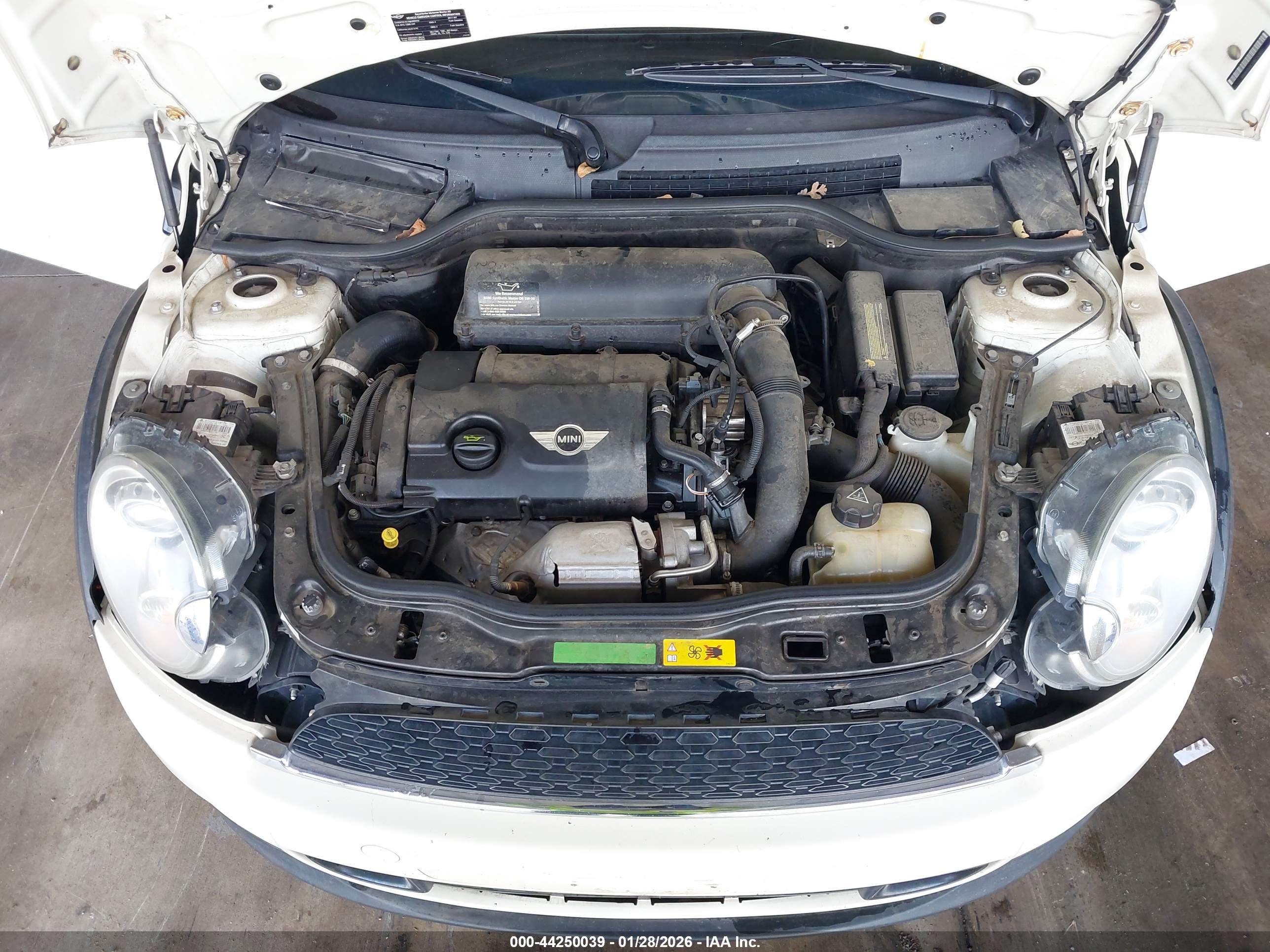 MINI COOPER image 10