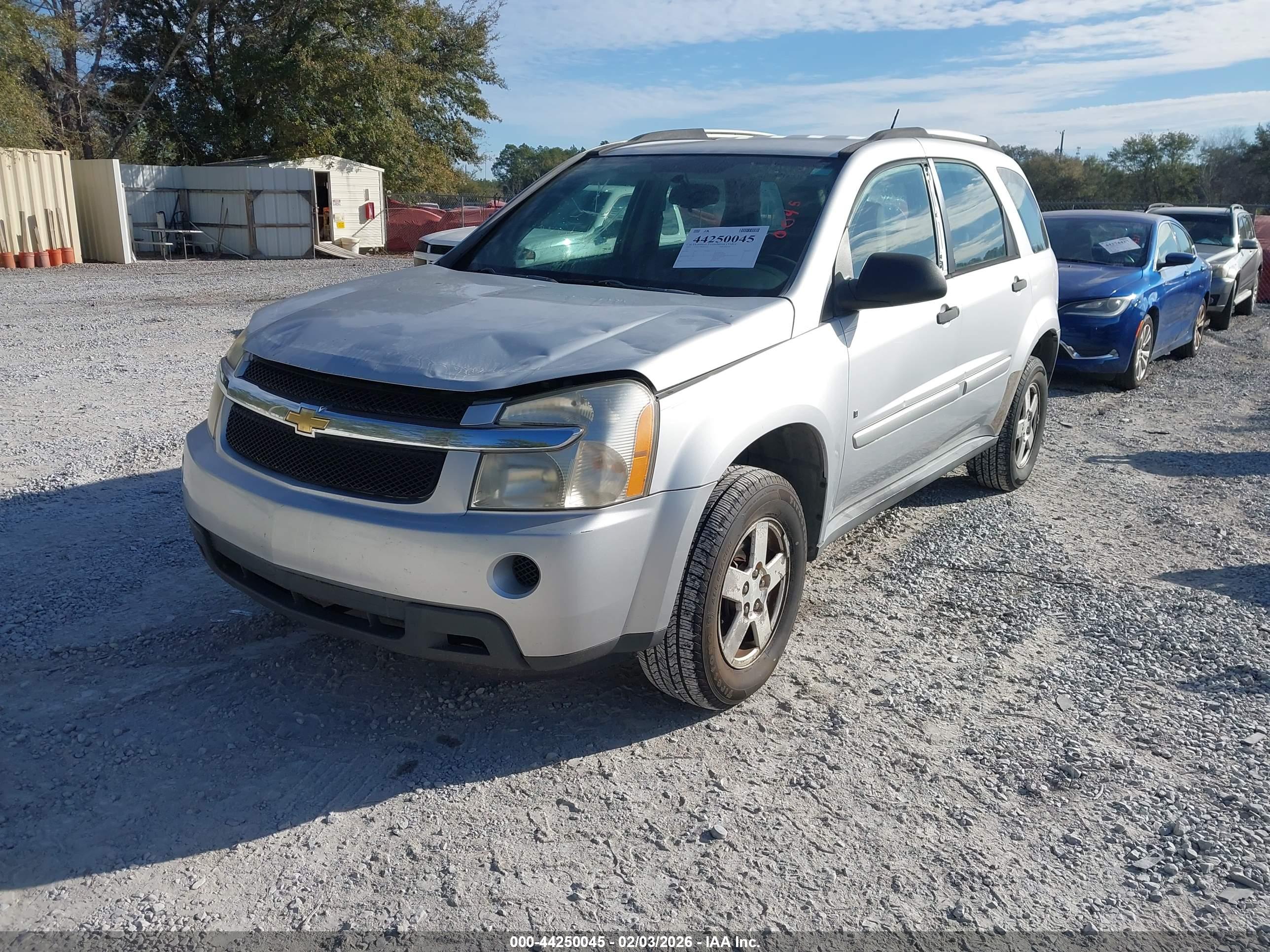 CHEVROLET EQUINOX image 2