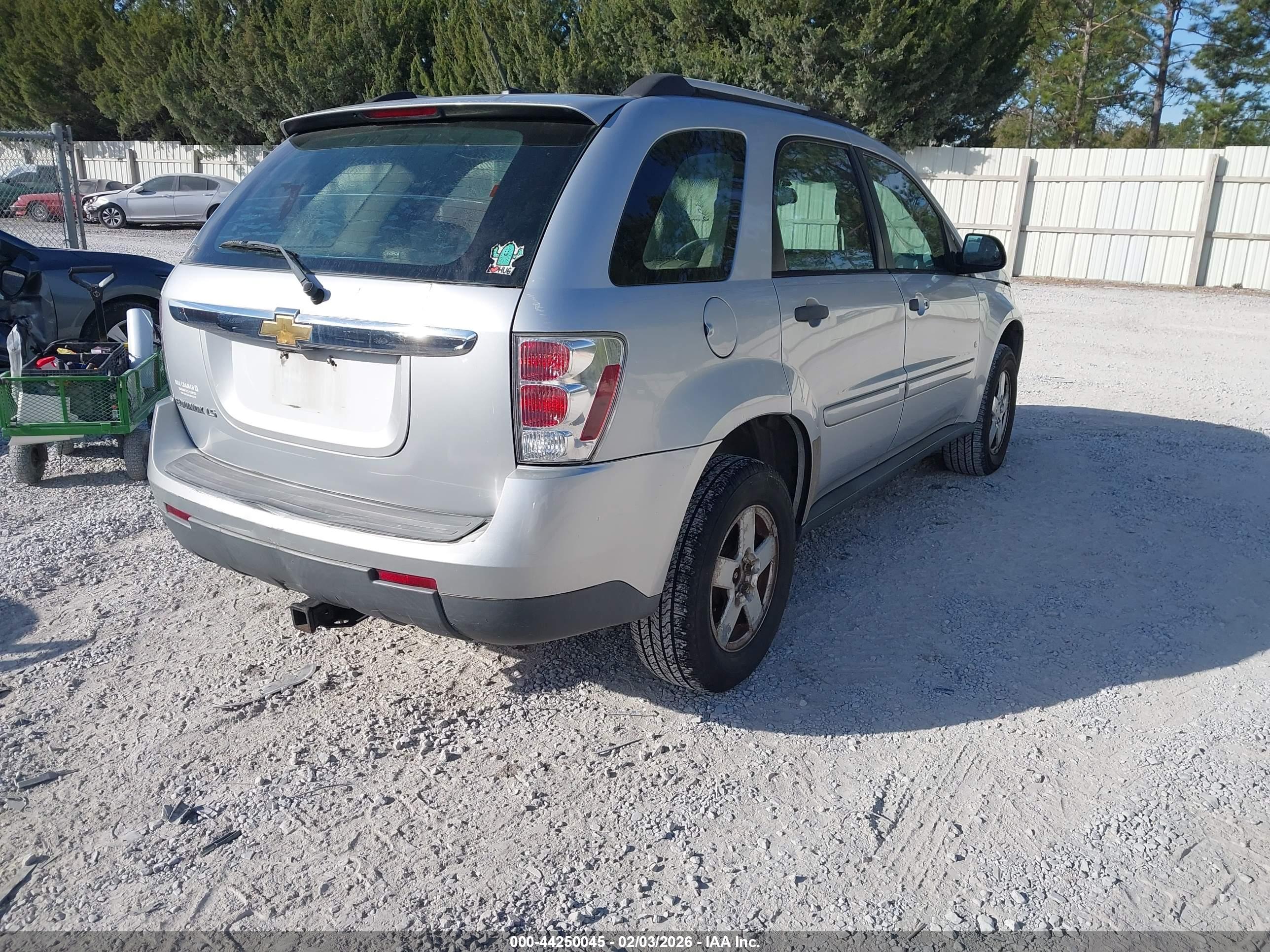CHEVROLET EQUINOX image 4